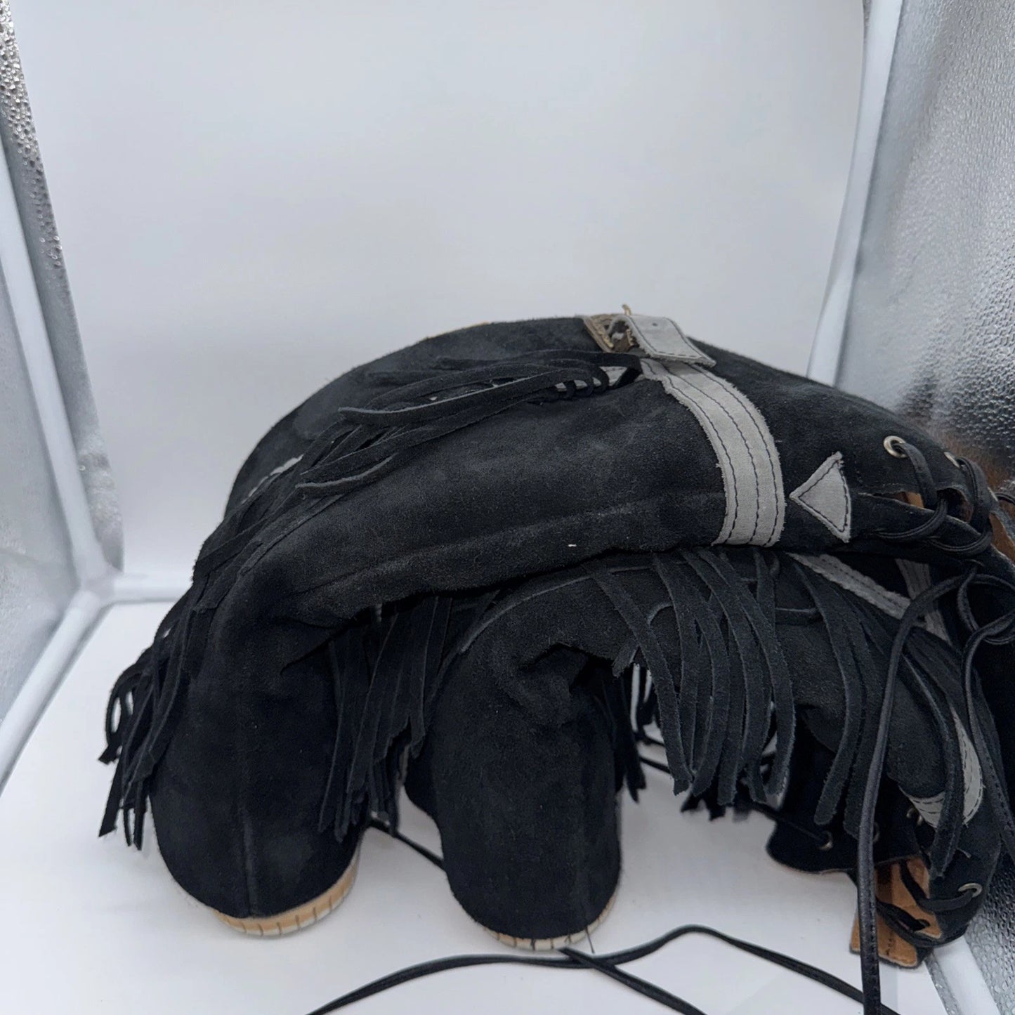 Size 7 Women’s Dingo Lakota Boots Black