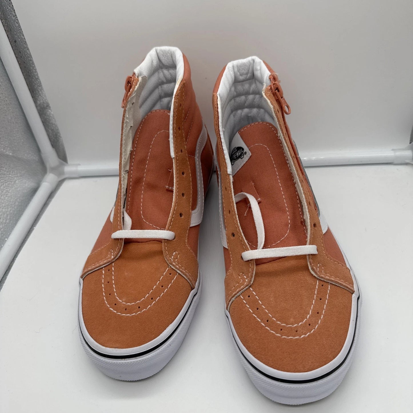 Size 6.5 Men’s Sk8-Hi Reissue Si