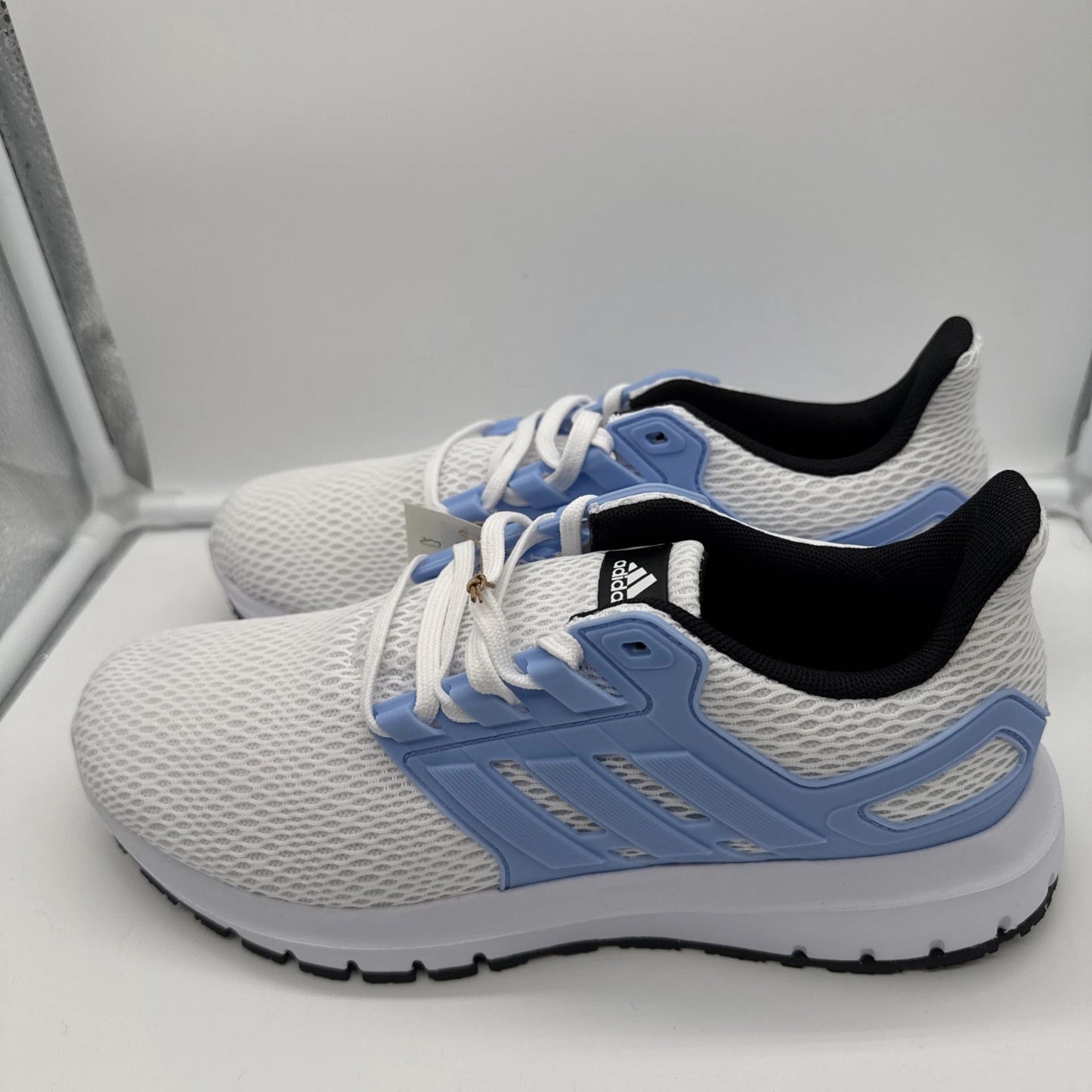 Size 7.5 Women’s - Adidas Ultimashow White Blue Dawn