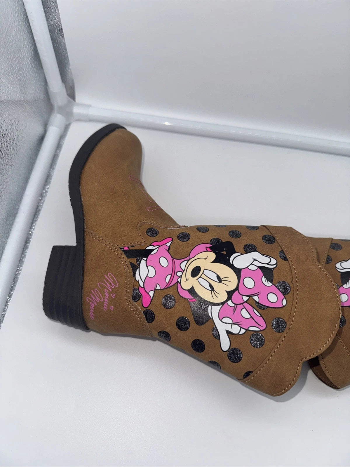 Kids Size 7 Minnie Mouse Boots Brown