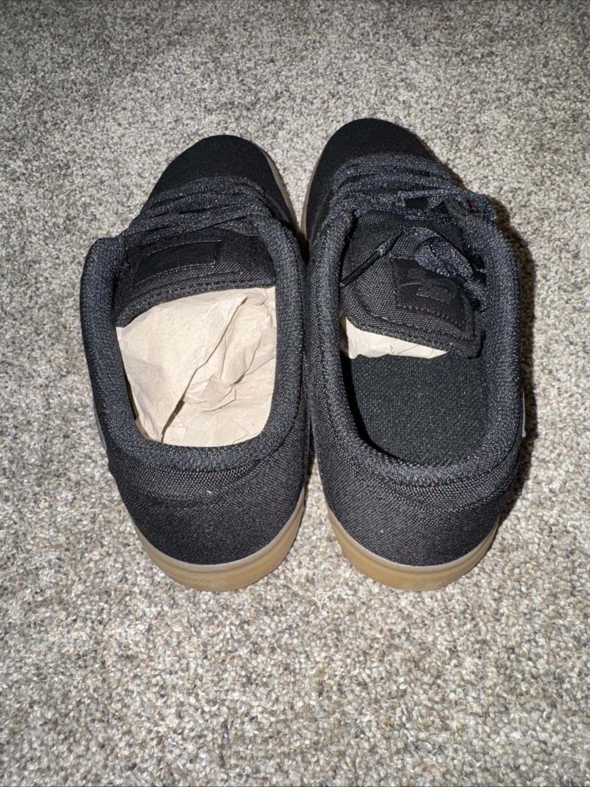 Size 6.5Y- Nike SB 905373-006 Black