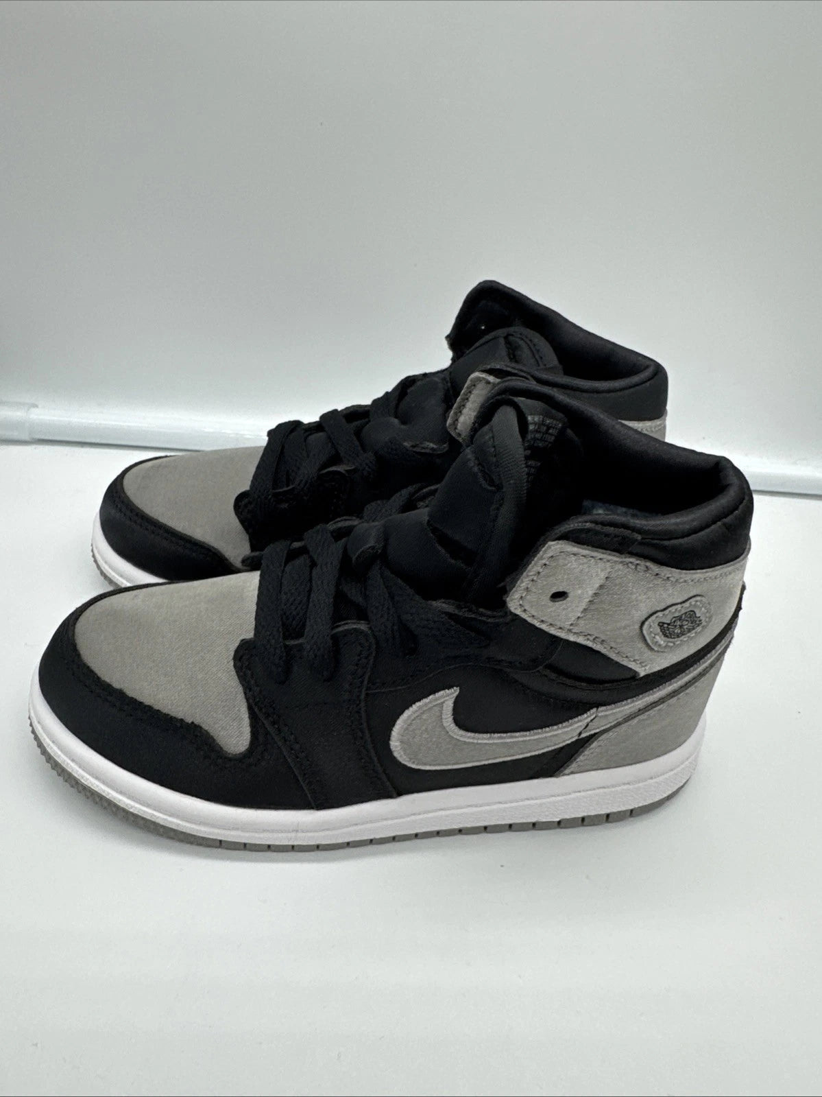 Size 9C Jordan 1 High OG Satin Shadow