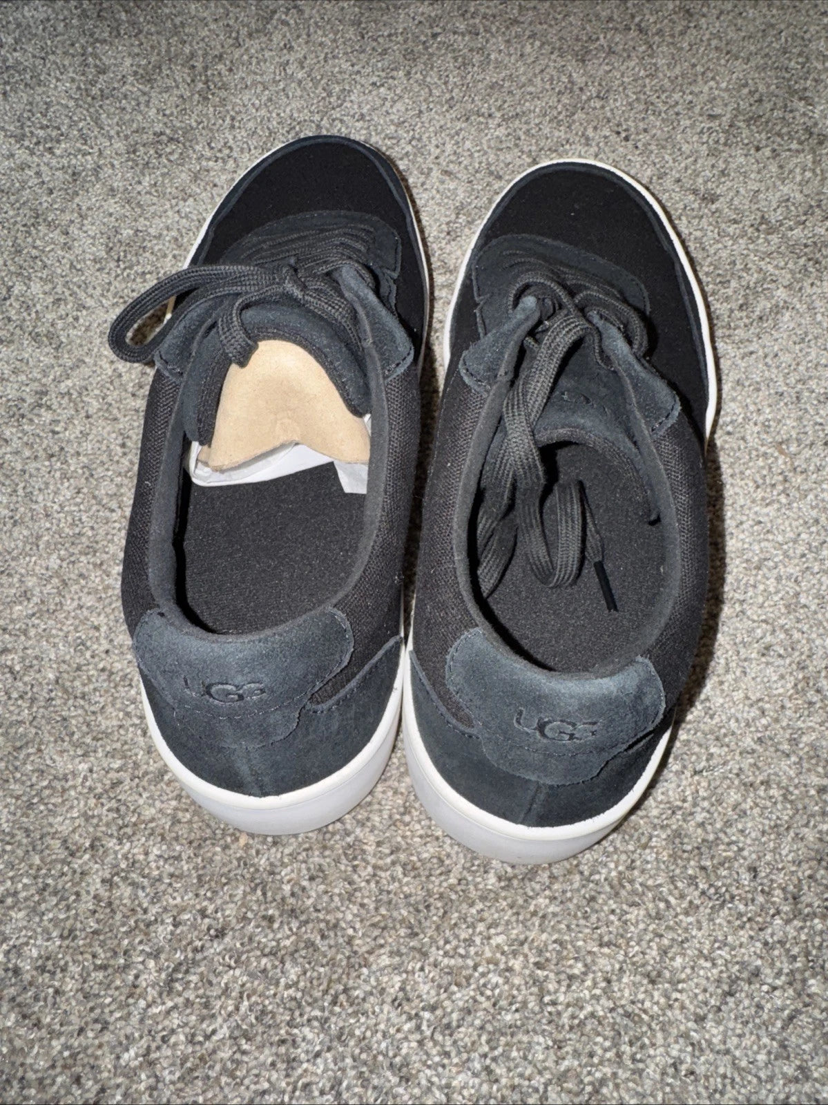 Size 11 Men’s UGG Pearson Low Sneaker Black