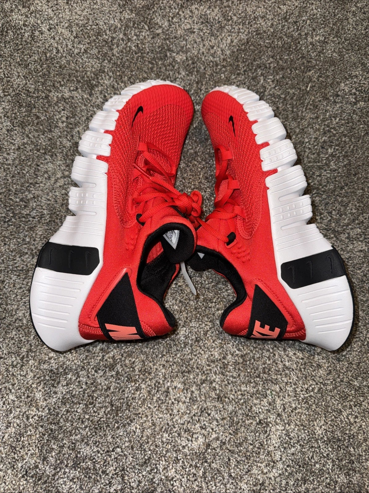 Size 9.5 Men’s Nike Free Metcon 4 Red