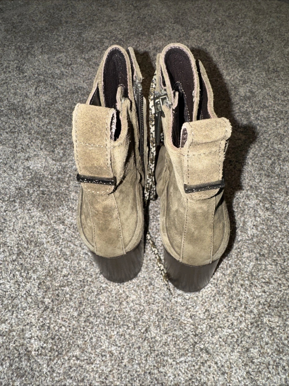 Size 5 Women’s Aquatalia Boots