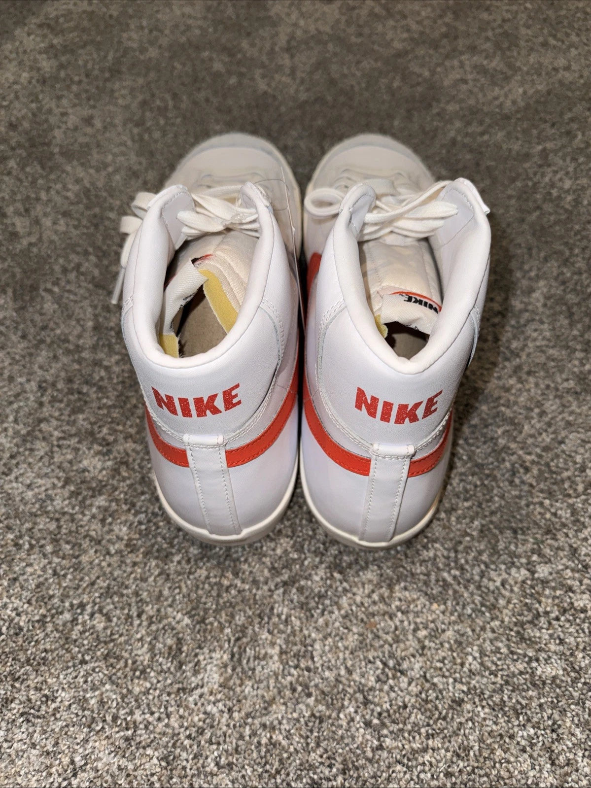 Size 13 Men’s Nike Blazer Mid 77 VNTG Red