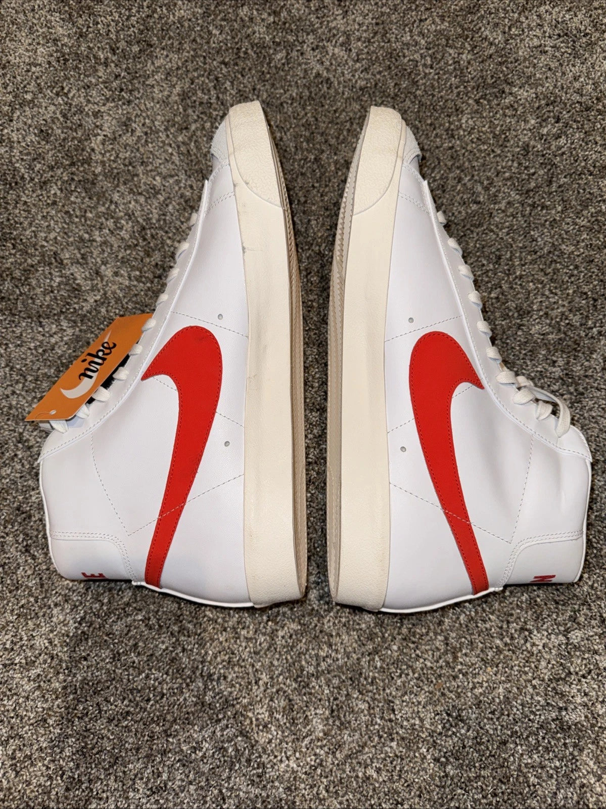 Size 13 Men’s Nike Blazer Mid 77 VNTG Red