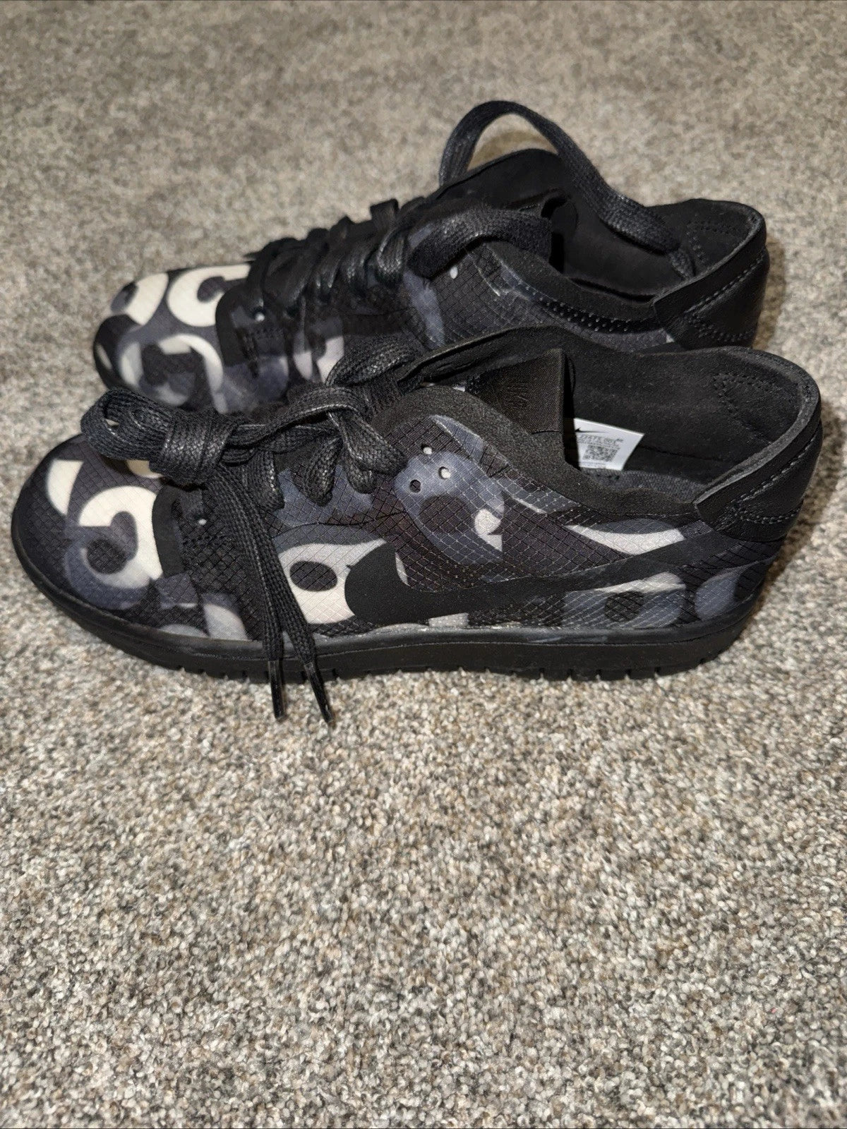 Size 7 Women’s - Comme des Garçons x Nike Dunk Low Monogram Print