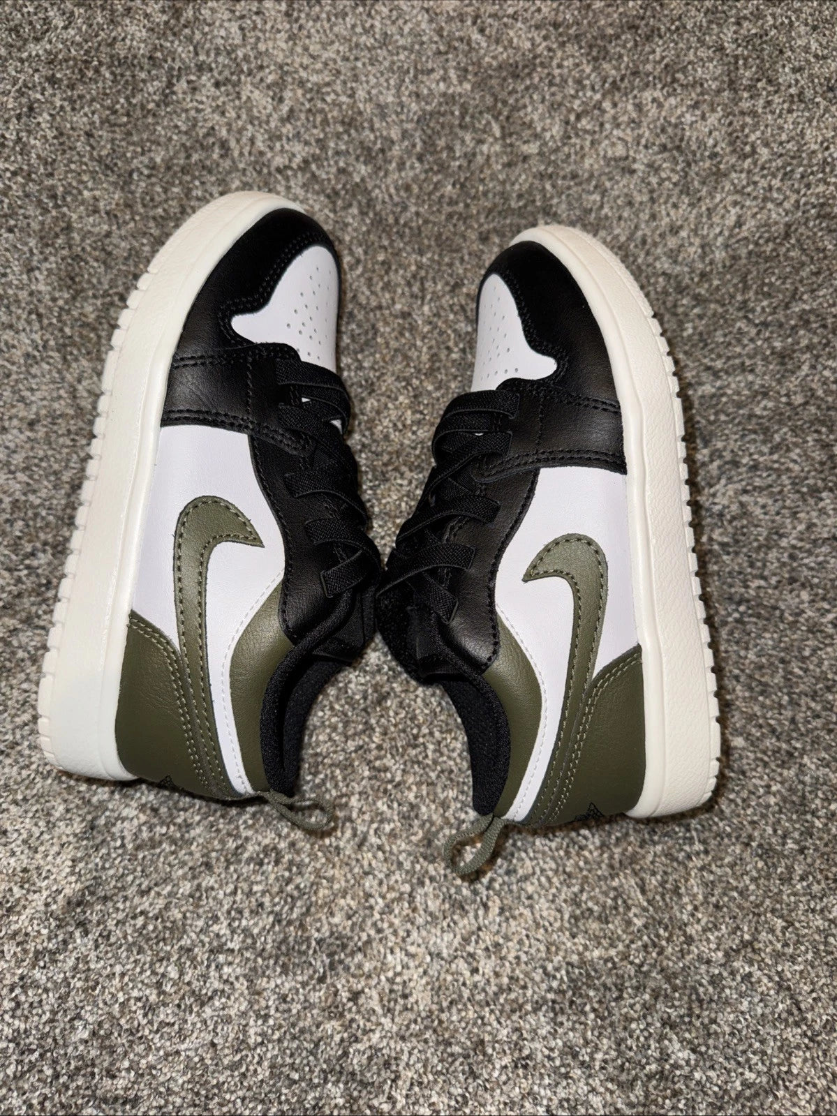 Size 13C Jordan 1 Low ALT Olive
