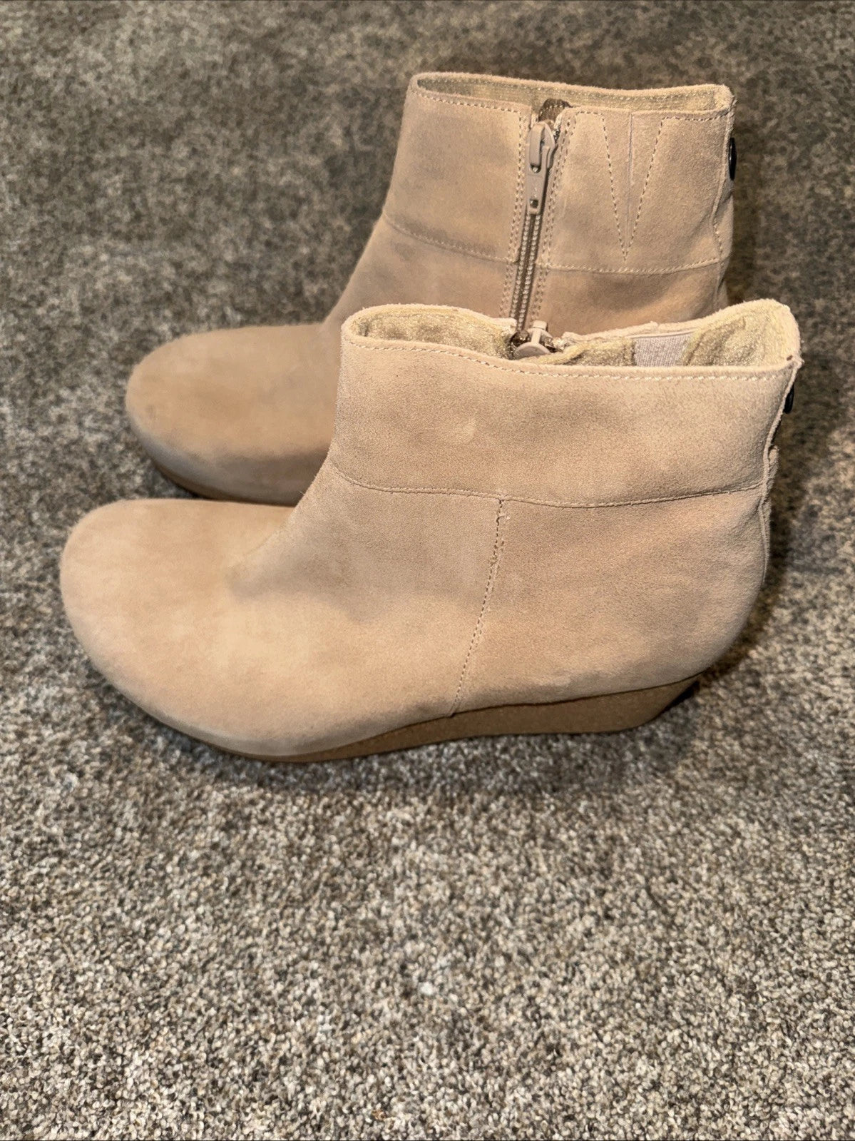 Size 41 Women’s Papillon Boots Brown