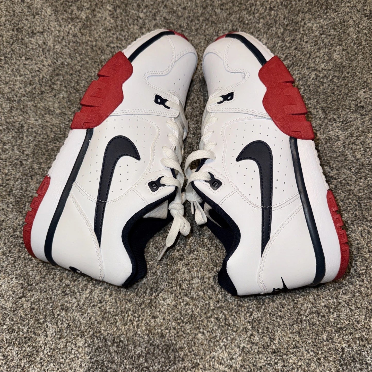 Size 9 Men’s- Nike Cross Trainer Low Gym Red
