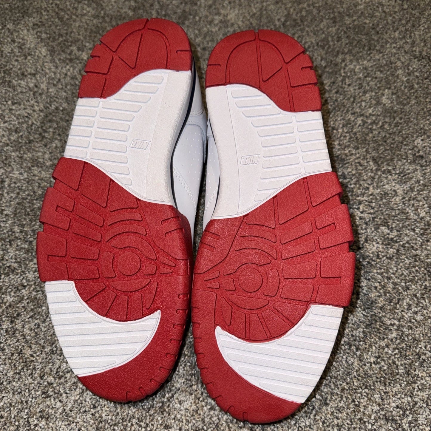 Size 9 Men’s- Nike Cross Trainer Low Gym Red