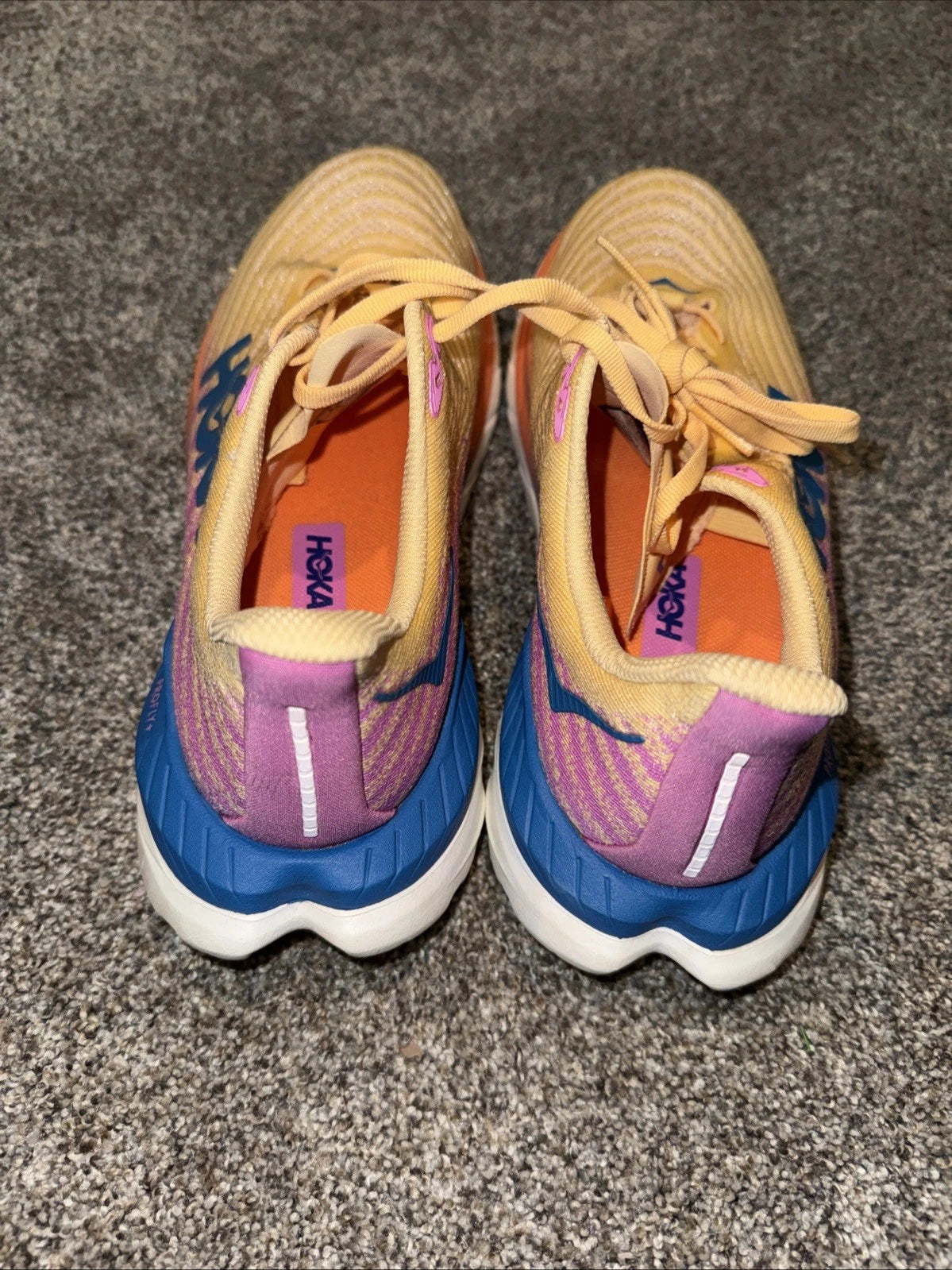 Size 9.5 Men’s- Hoka Mach 5