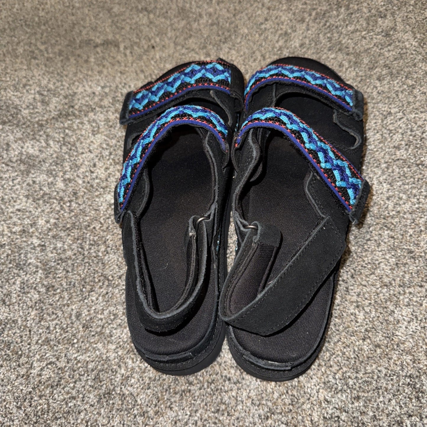 Size 12 Women’s UGG Golden star  Heritage Braid Sandal Black