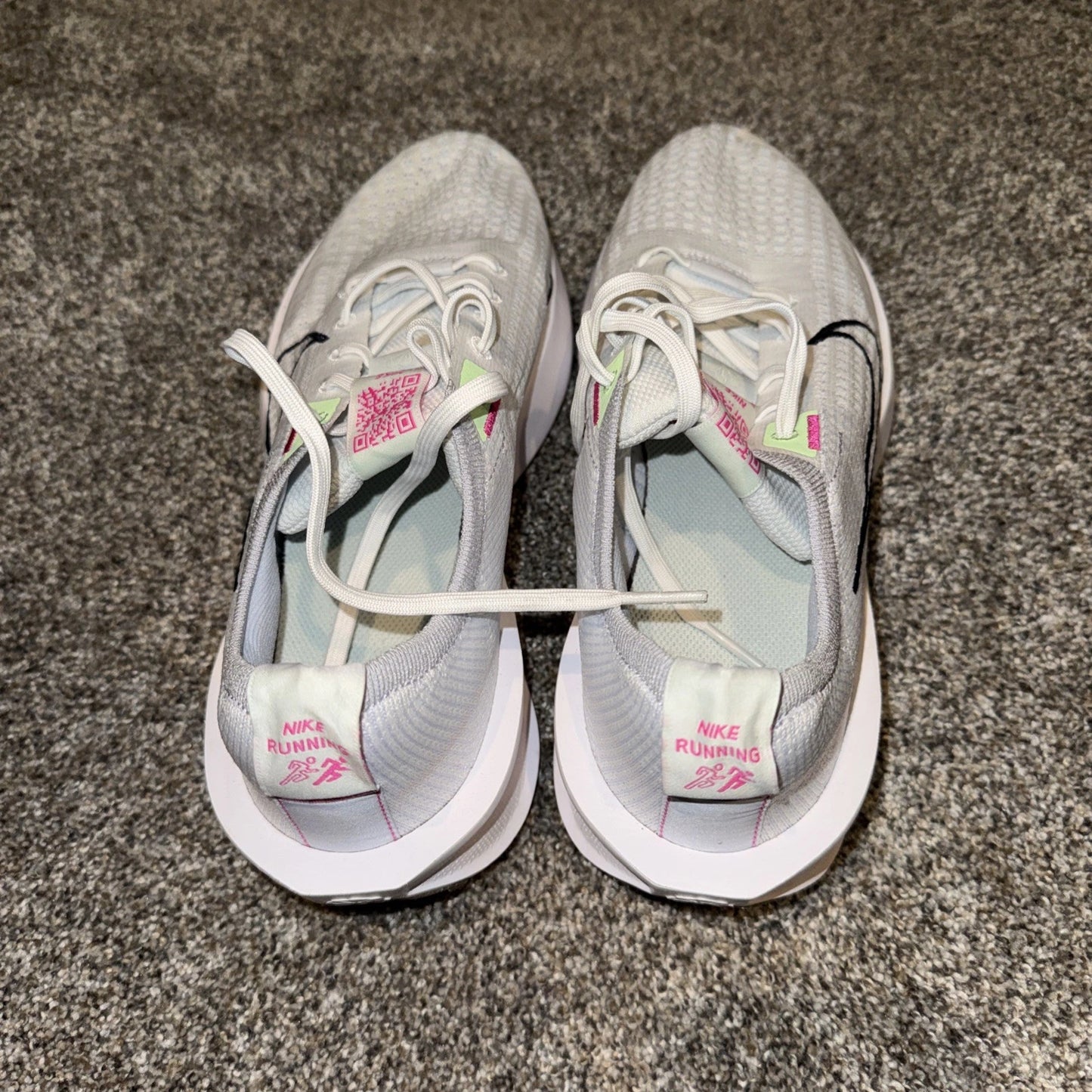 Size 8.5 Women’s- Nike Interact Run