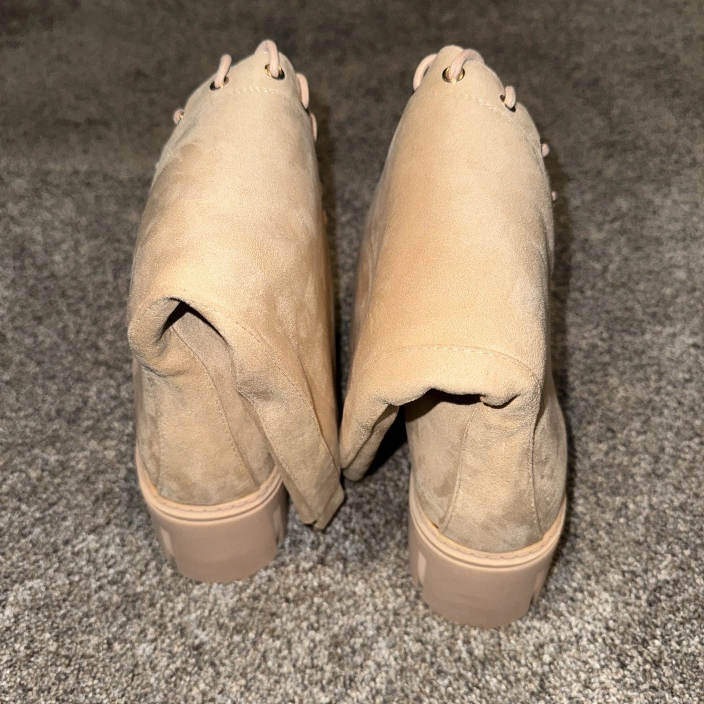 Size 8 Women’s Tinstree Boots