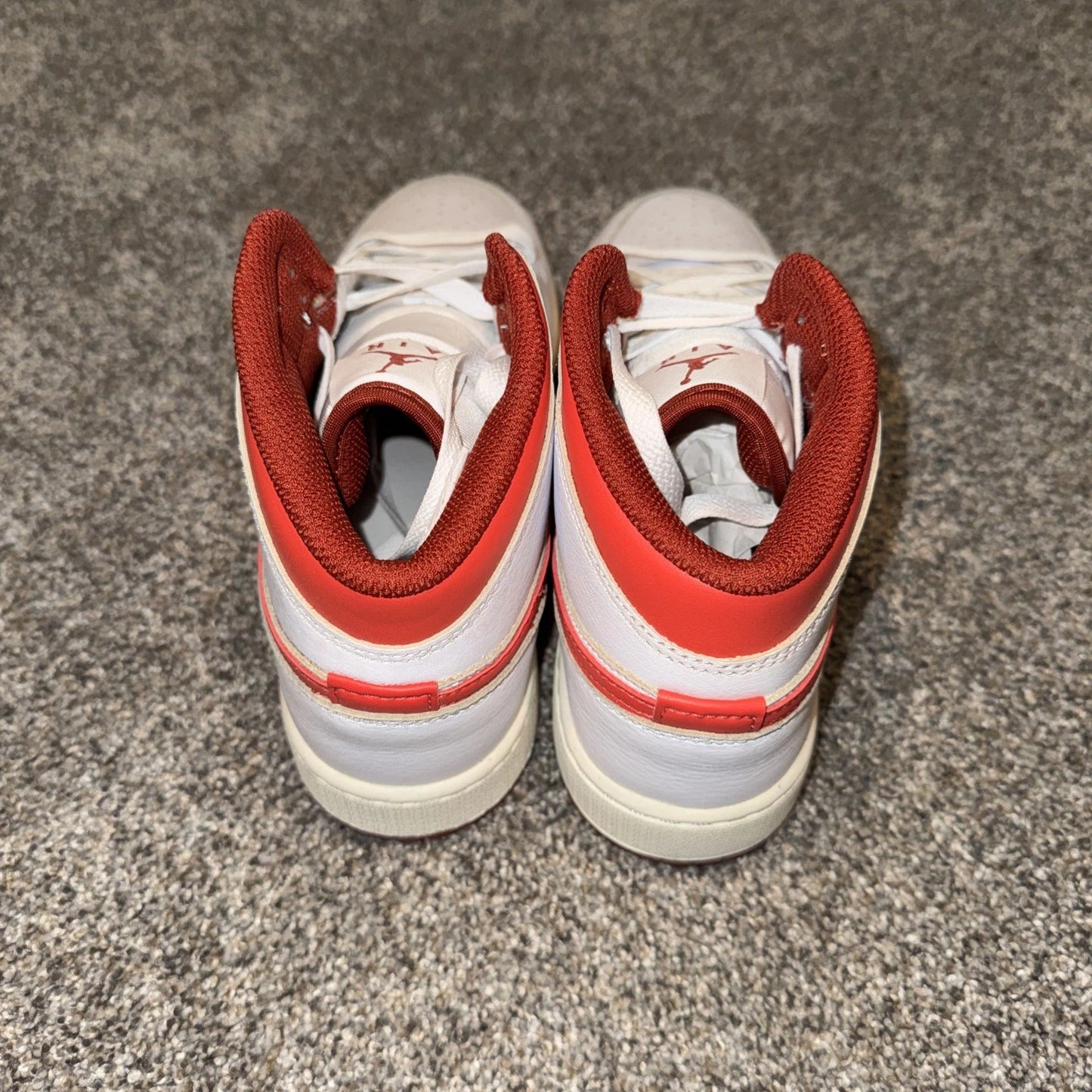Size 6Y- Jordan 1 Mid SE White Red