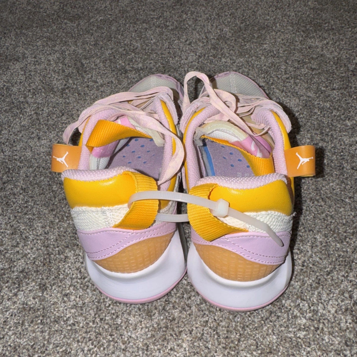 Size 5Y- Jordan MA2