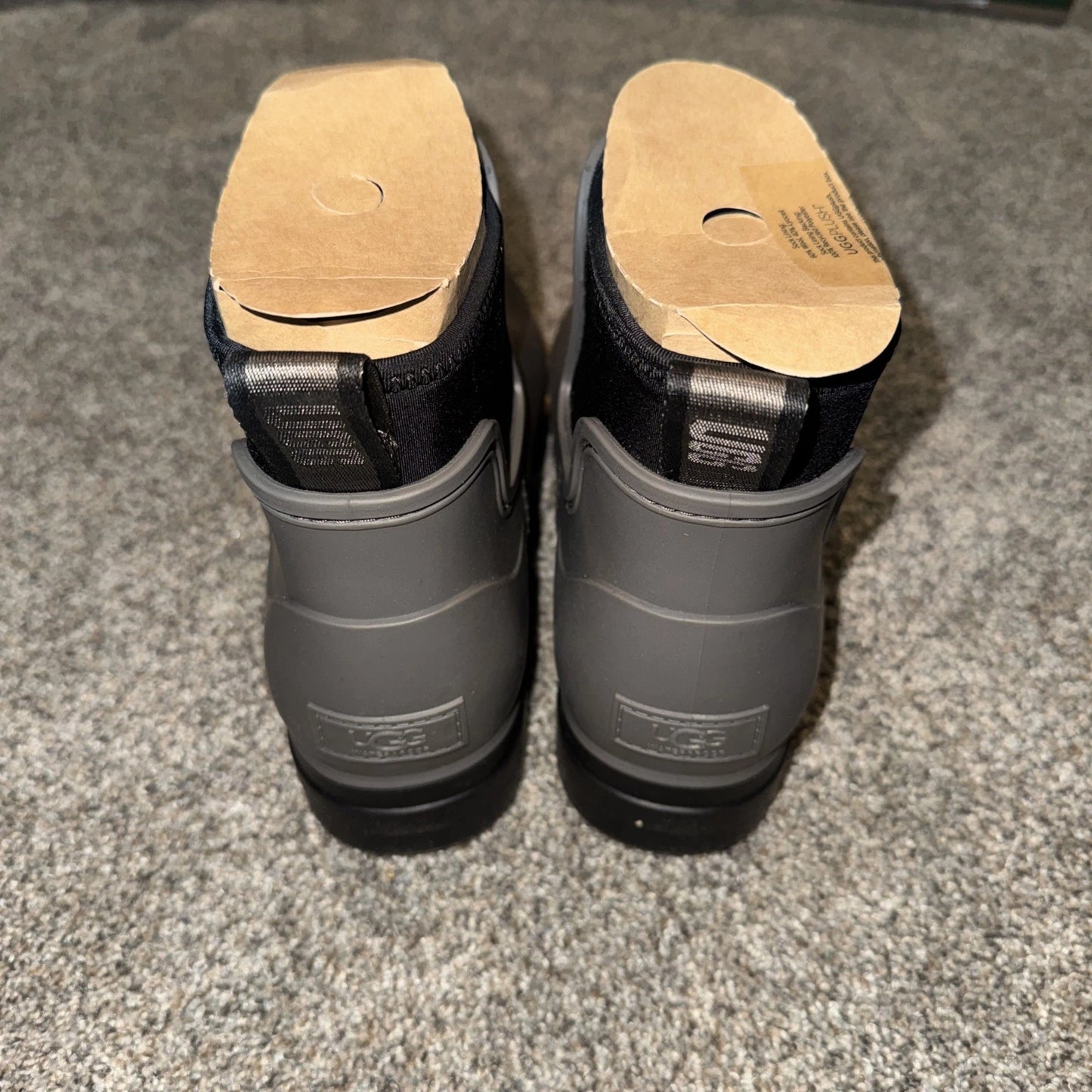 Size 9 Women’s- UGG Droplet
