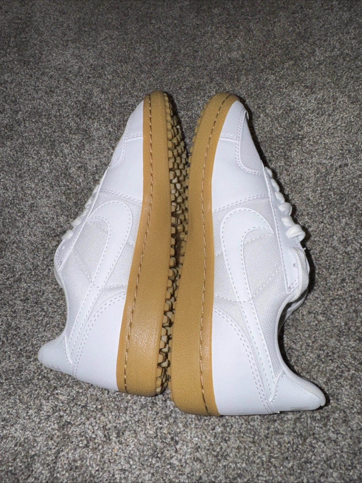 Size 6 Women’s - Nike Field General 82 White Gum