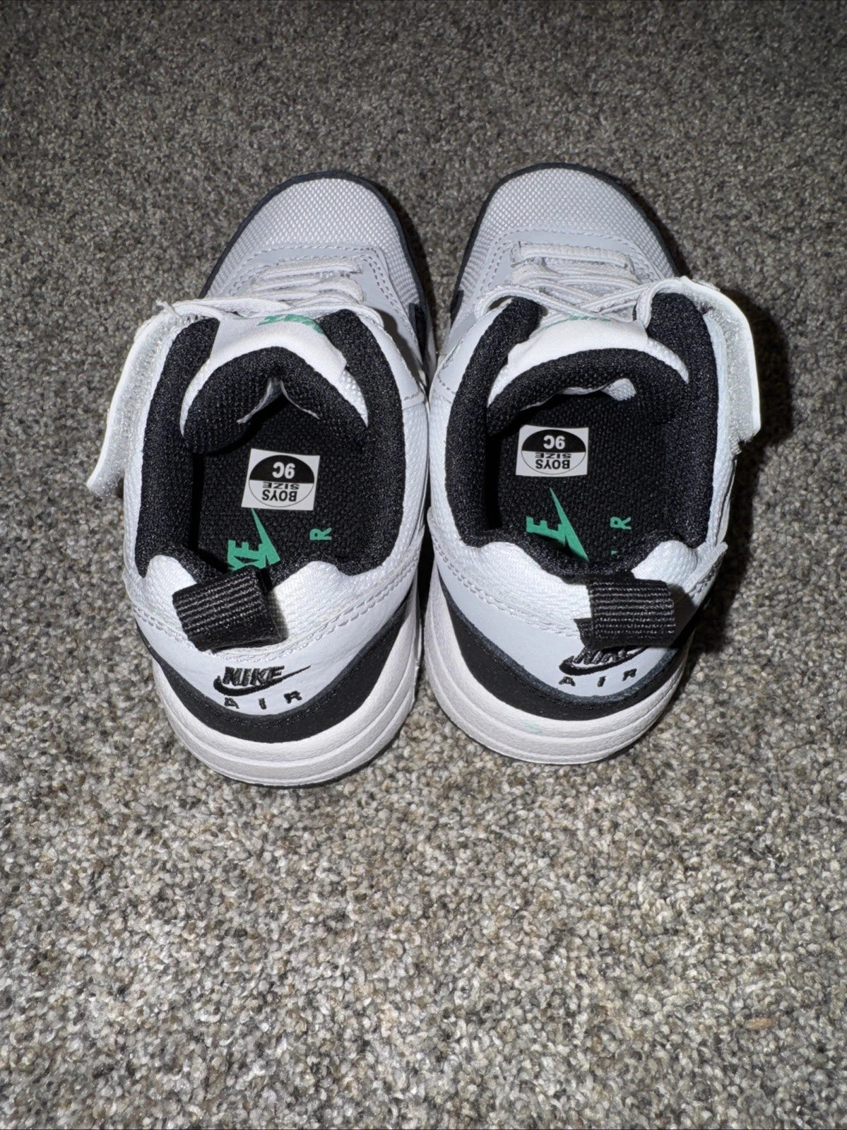 Size 9C- Nike Air Max 1 EasyOn Stadium Green