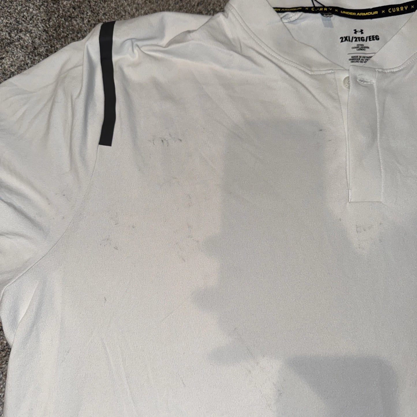 Men’s 2XL Under Armour Shirt- New With Imperfections