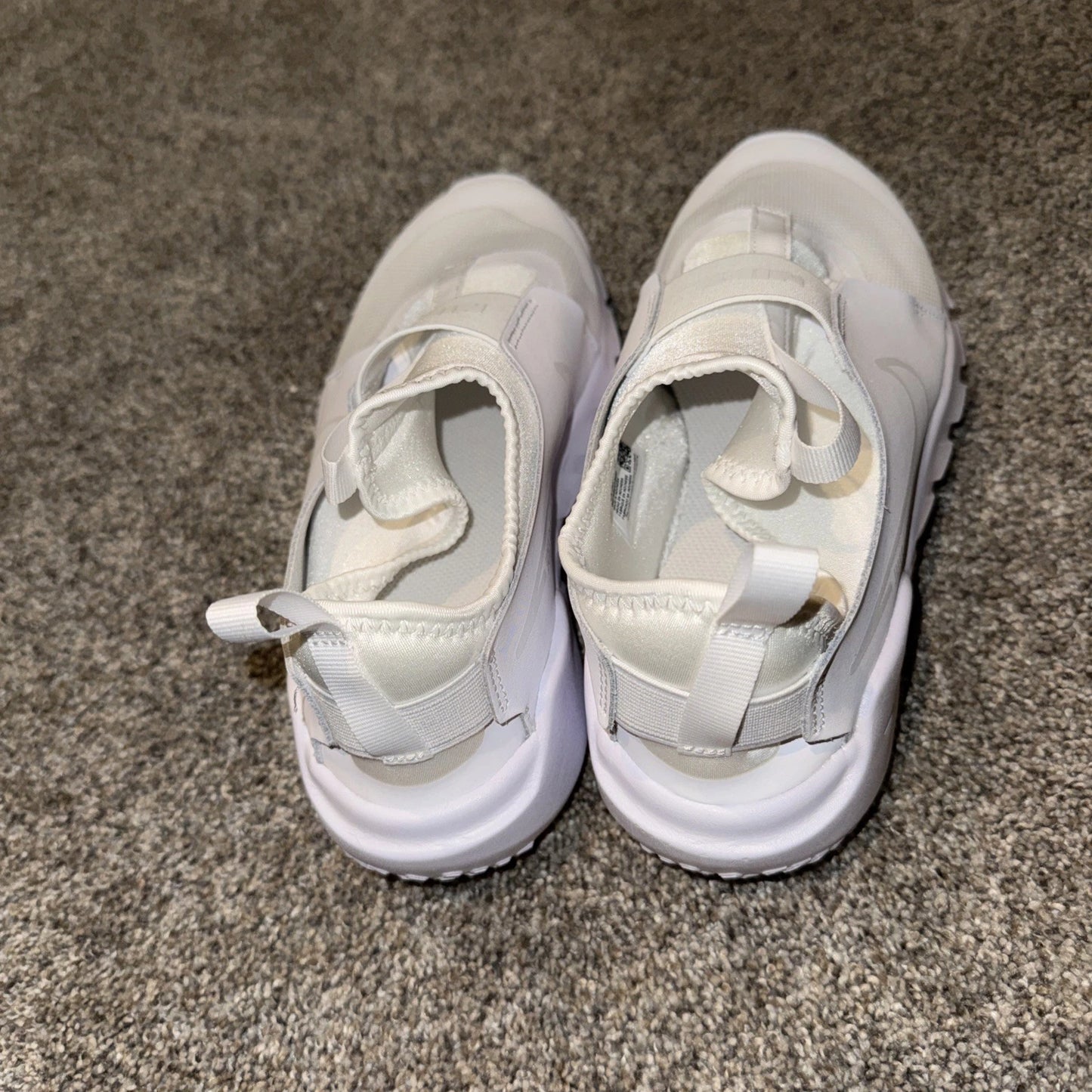 Size 6.5Y- Nike Flex Runner 2 White
