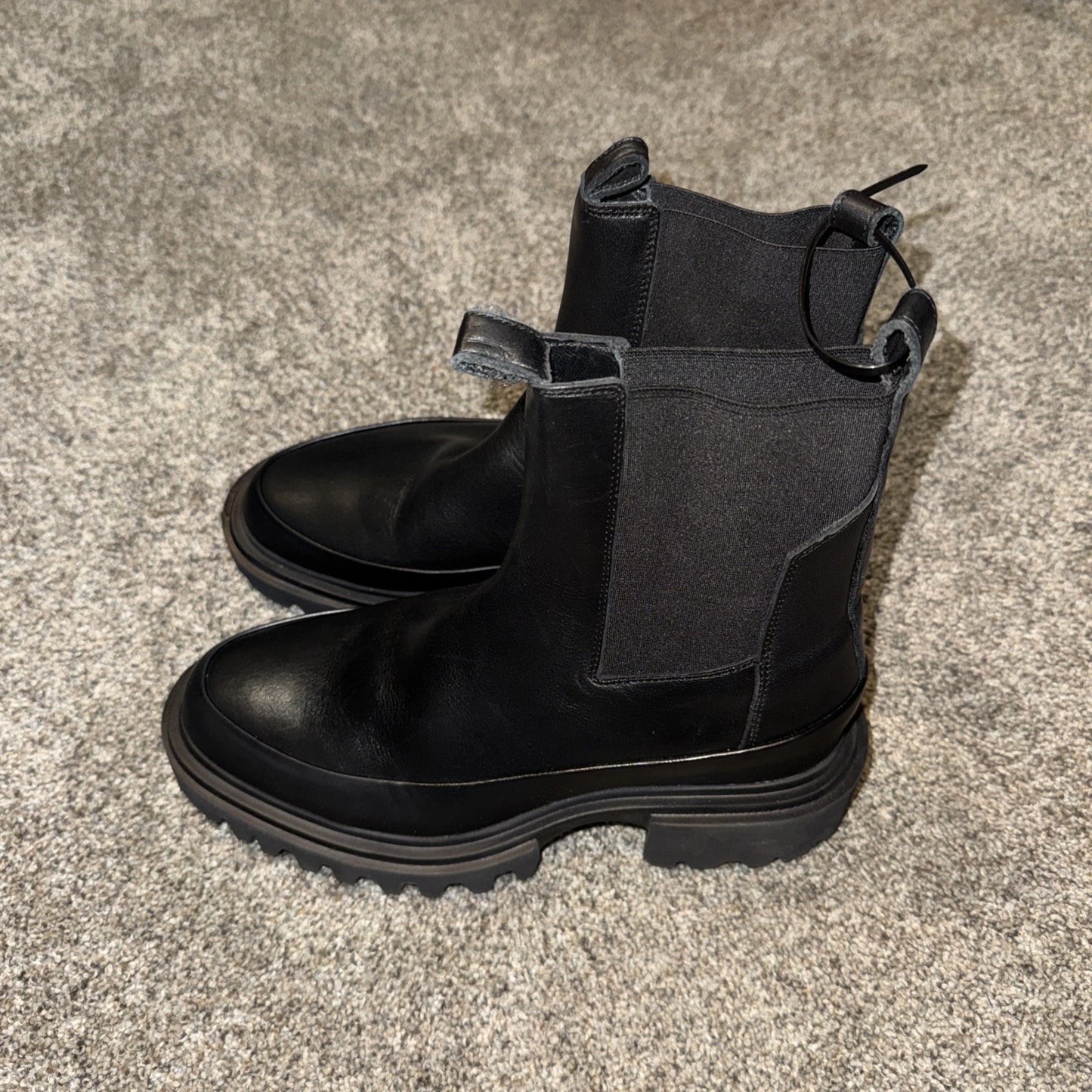 Size 38 Allsaints Harlee Lug Sole Chelsea Boot Women’s- Black