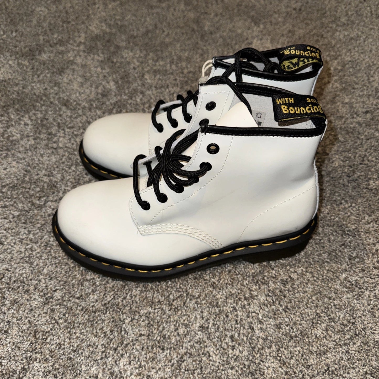 Size 6 Men’s- Dr. Martens Boots White