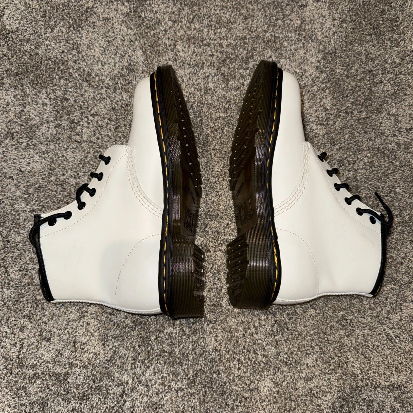 Size 6 Men’s- Dr. Martens Boots White