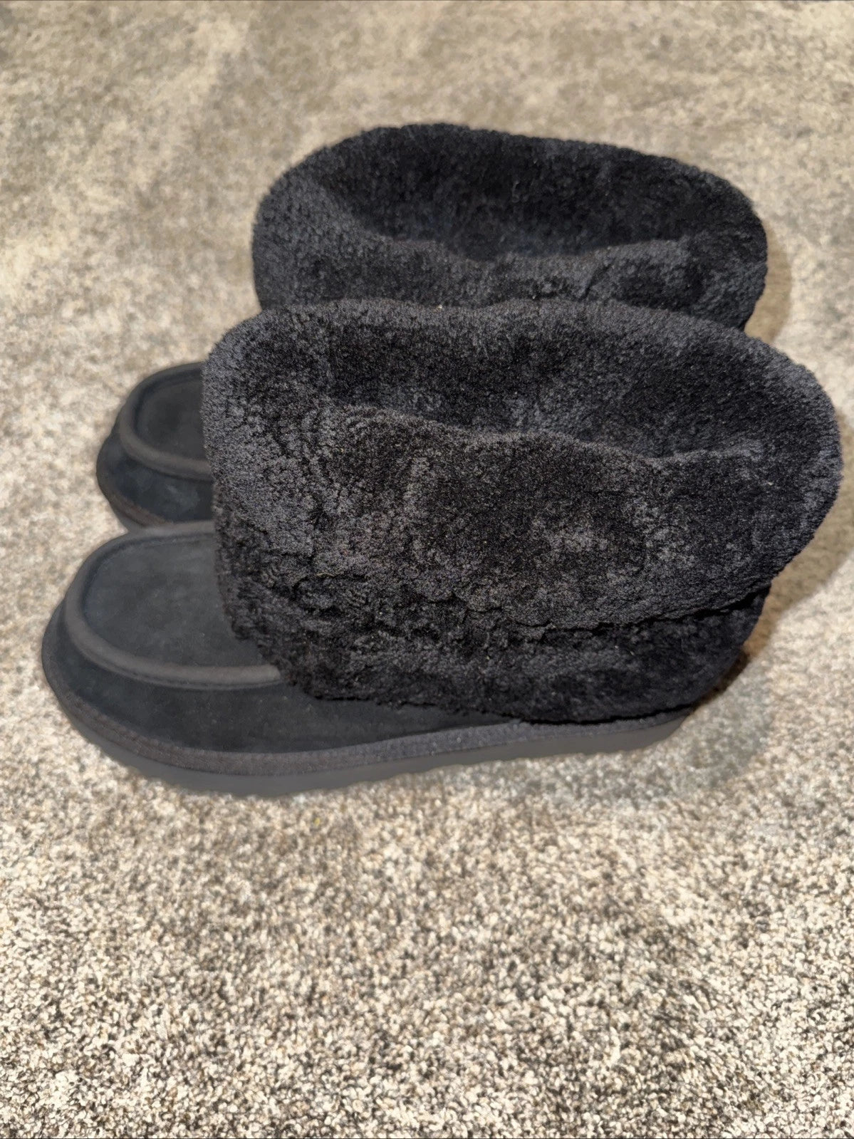 NEW WOMENS SIZE 8 BLACK UGG CLASSIC MINI BRAID SUEDE BOOTS 1148930