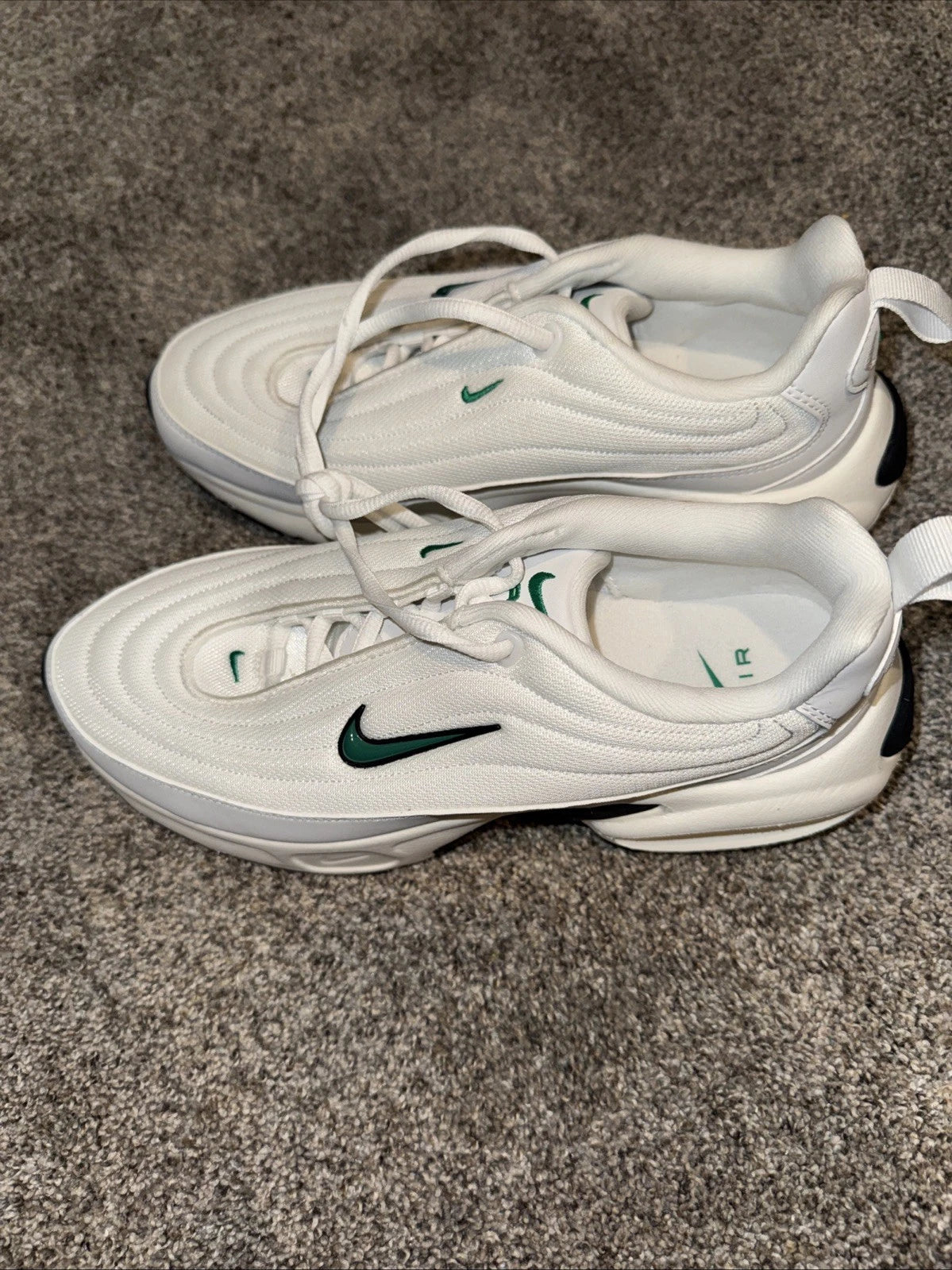 Size 7 Womens- Nike Air Max Portal