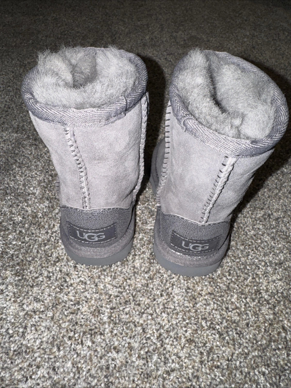 Size 6 Toddler -UGG Classic Glitz boots