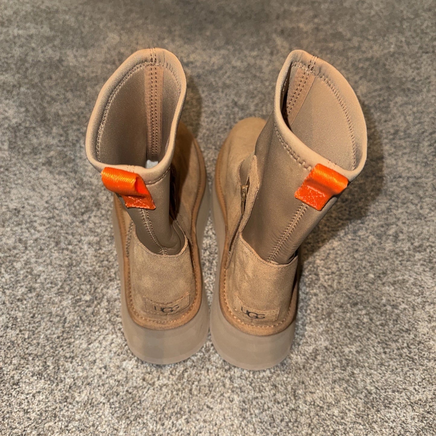 Size 10 Womens  -UGG Classic Dipper Boots Brown