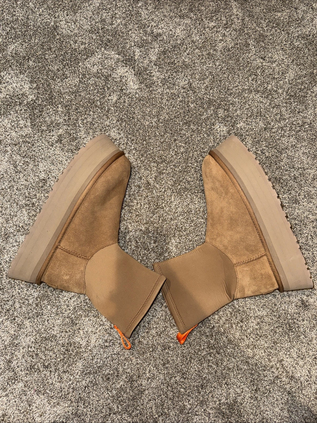 Size 10 Womens  -UGG Classic Dipper Boots Brown
