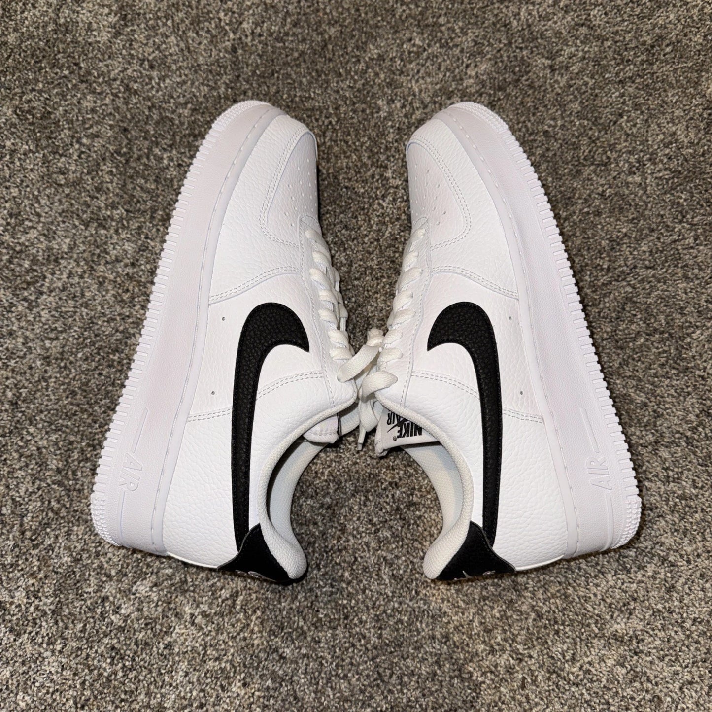 Size 7.5 Men’s- Nike Air Force 1 Low ‘07
