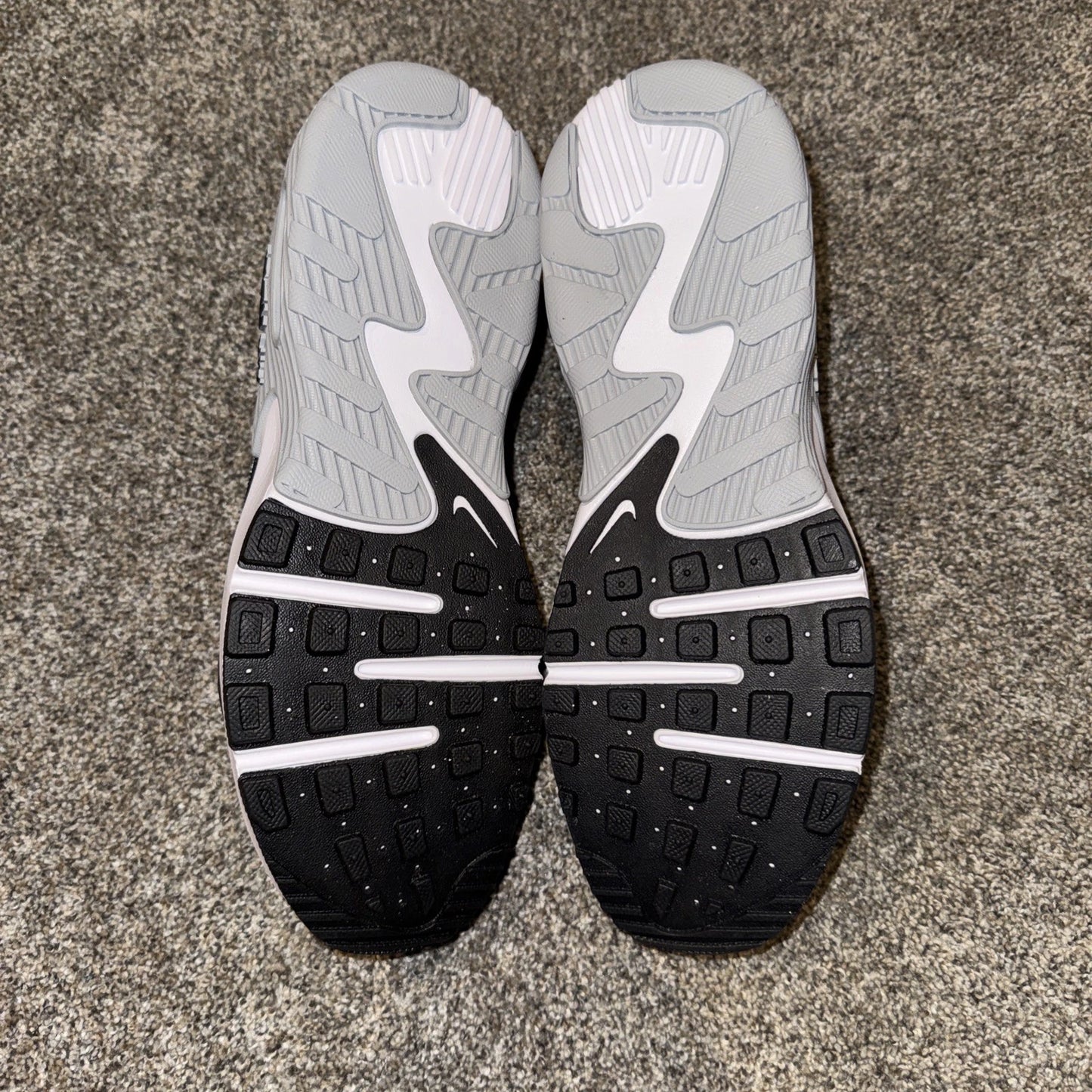 Size 8.5 Men’s- Nike Air Max Excee Black