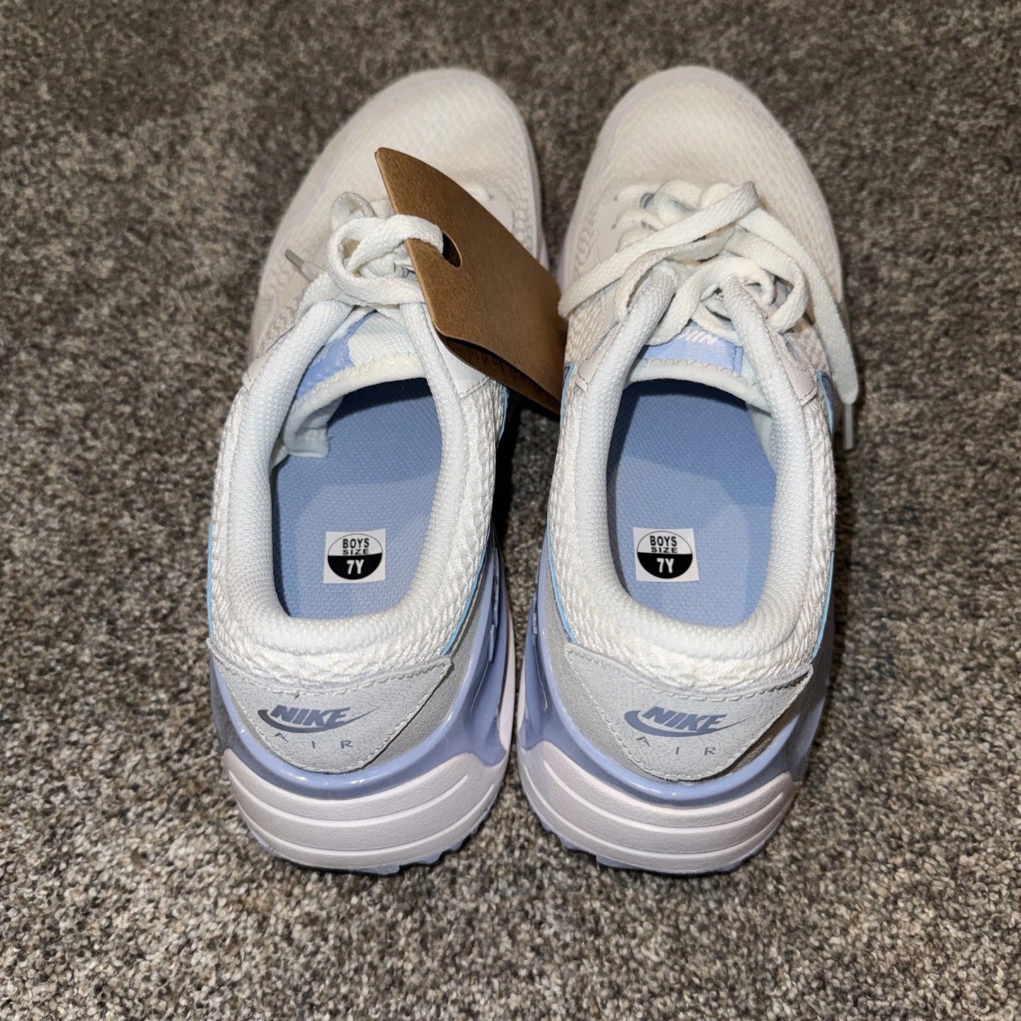 Size 7Y- Nike Air Max Systm
