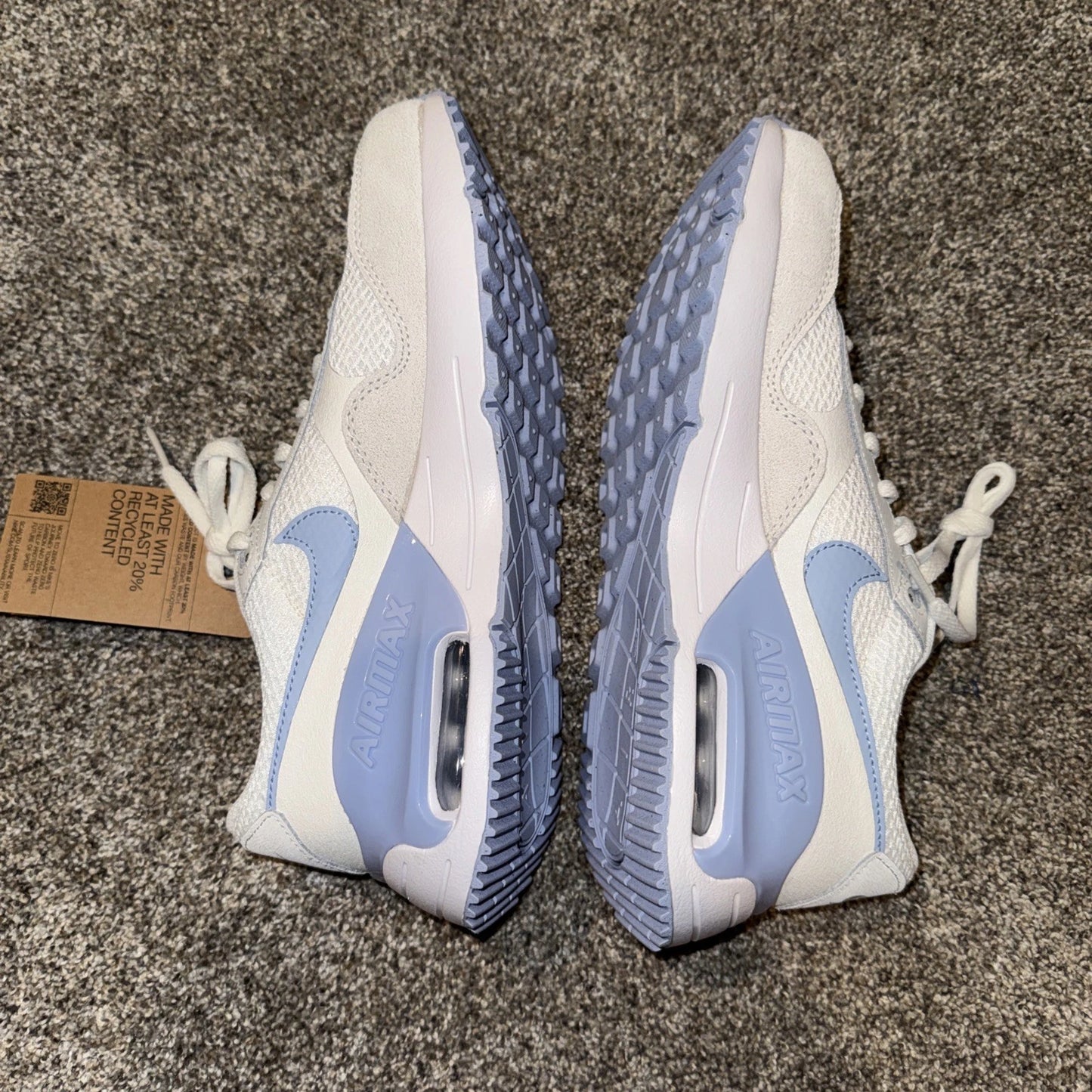 Size 7Y- Nike Air Max Systm