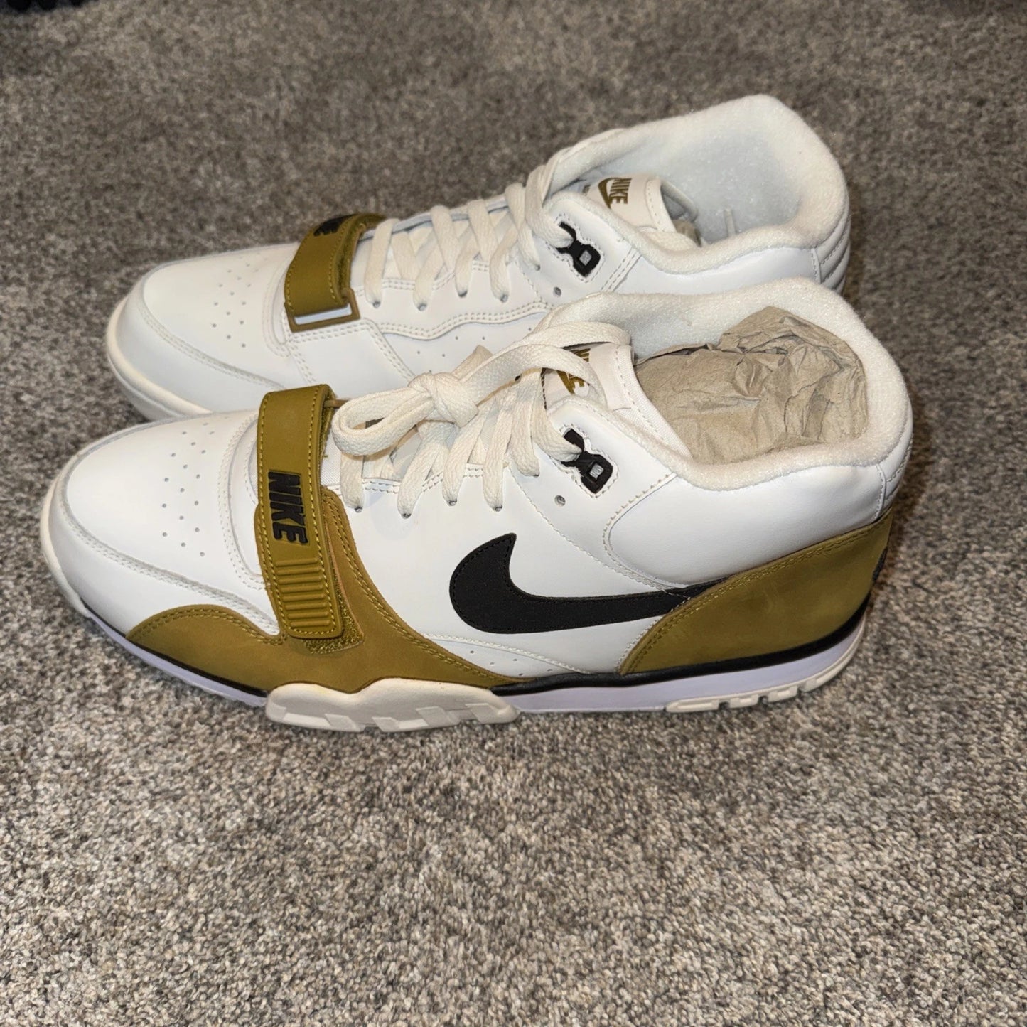 Size 12 Men’s- Nike Air Trainer 1 ESS- Damaged Box