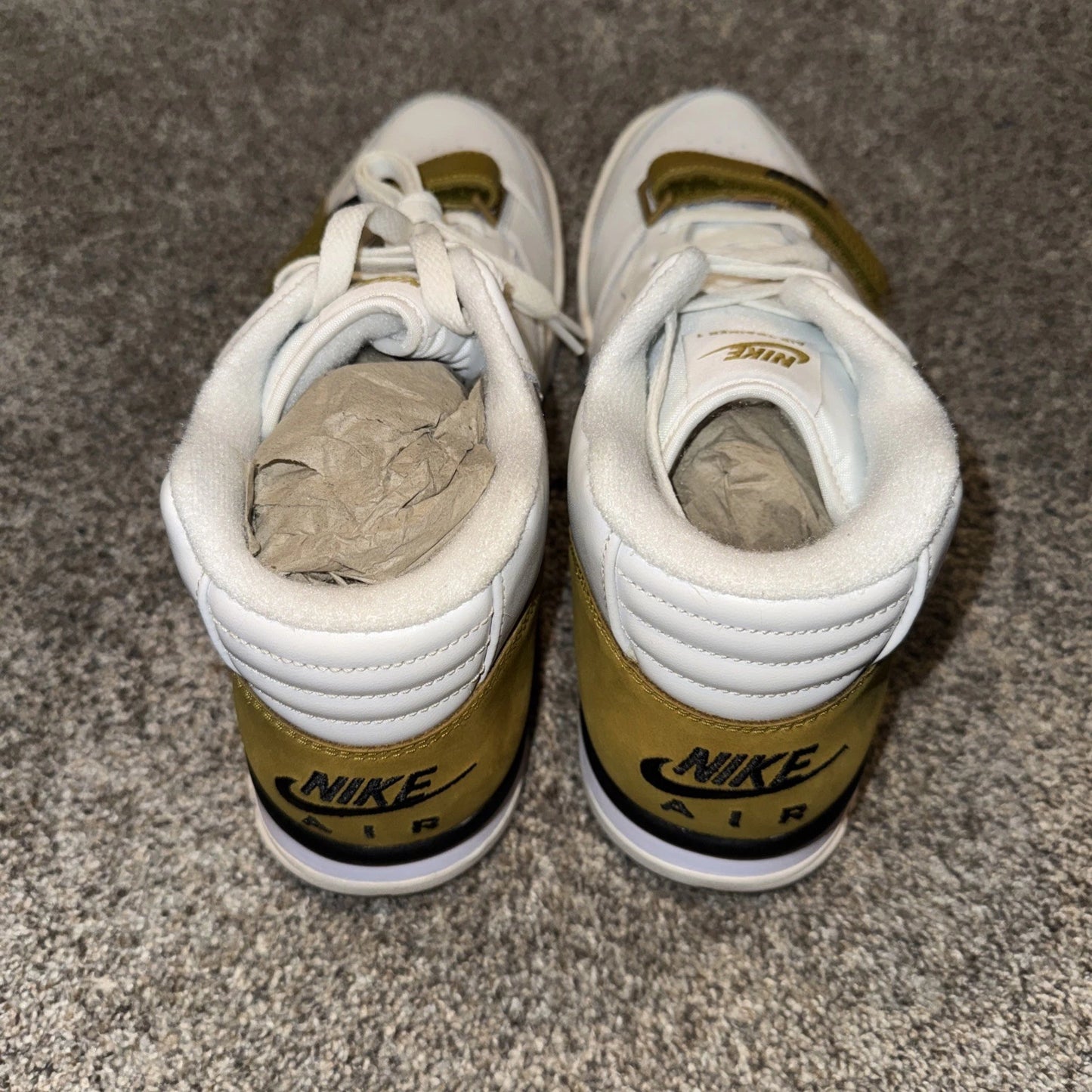 Size 12 Men’s- Nike Air Trainer 1 ESS- Damaged Box