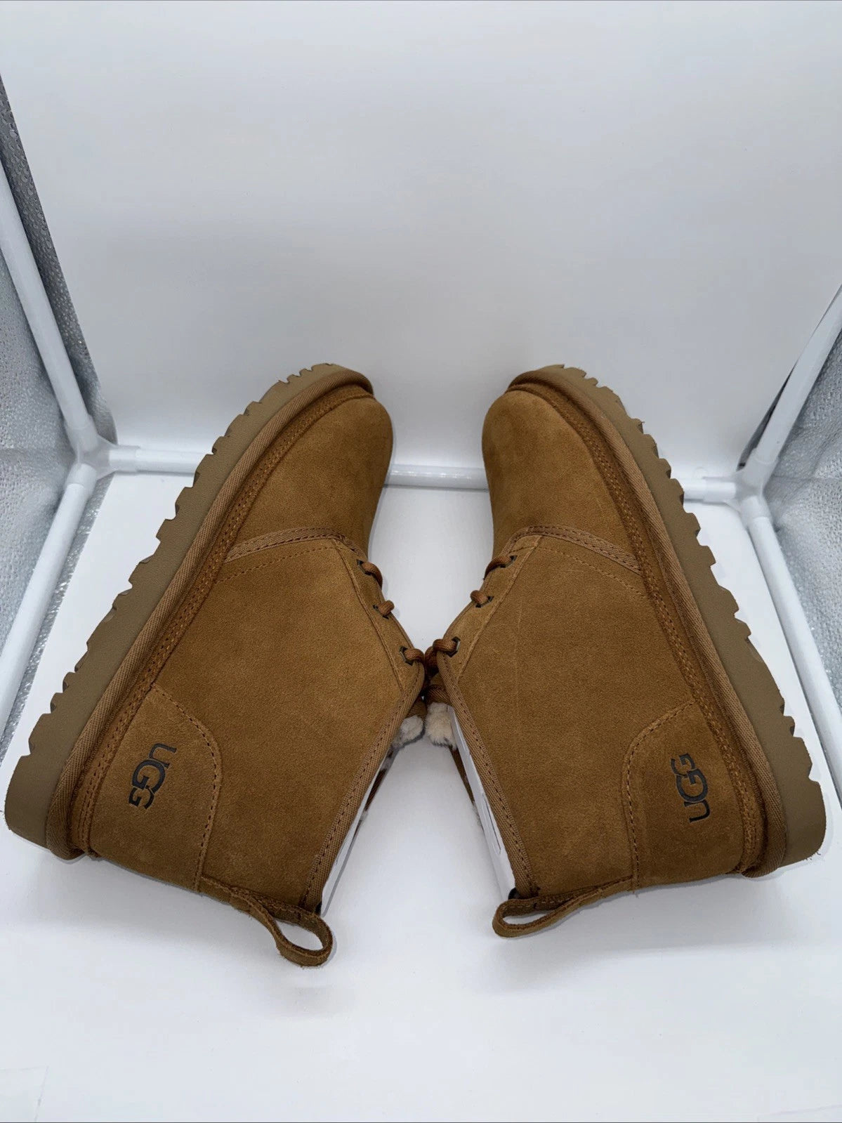 Size 9 Women’s- UGG Neumel Boots Chestnut