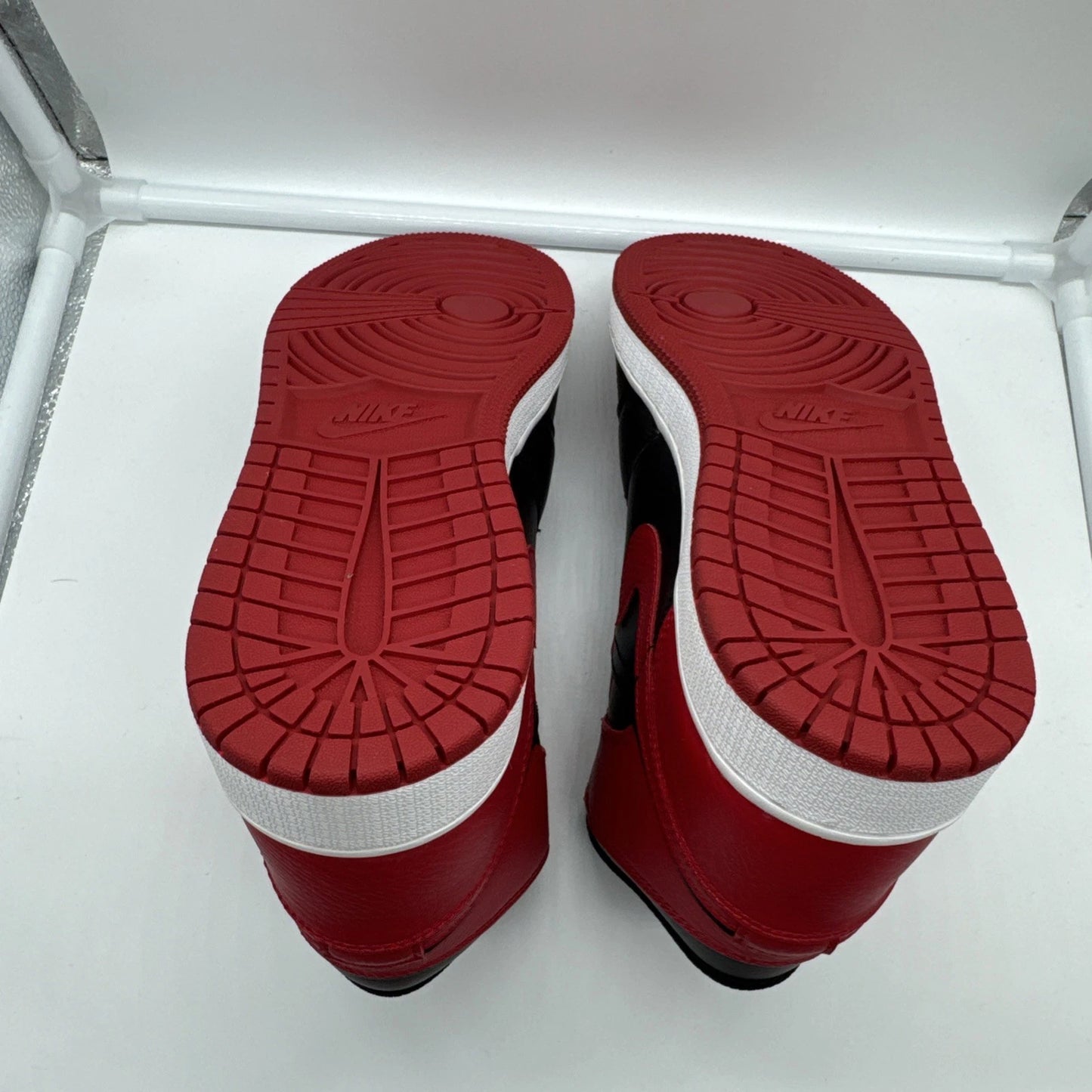 Size 7Y- Jordan 1 Mid Black Red
