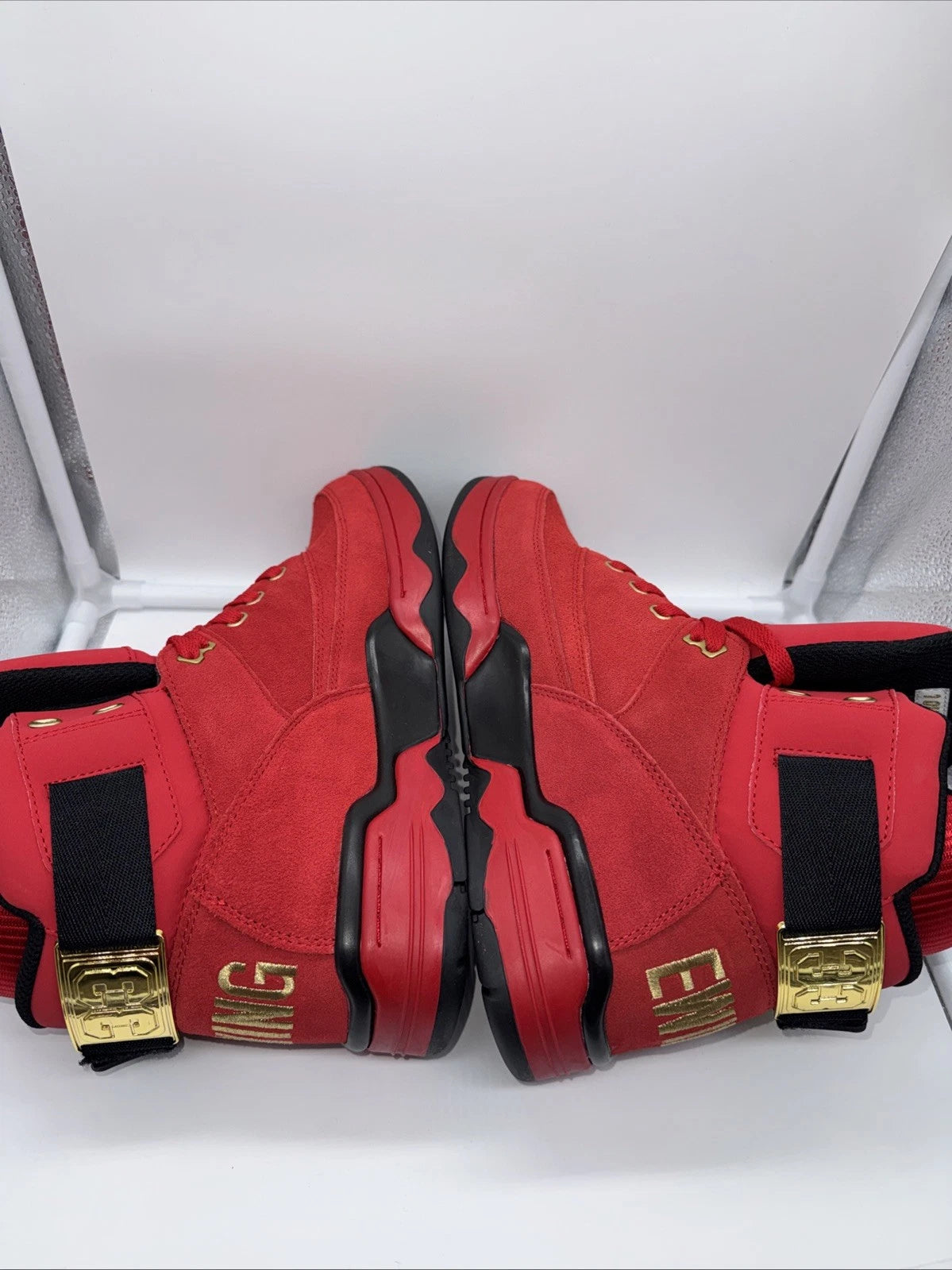 Size 9 Men’s- Ewing 33 Hi 10 Year Anniversary Patrick Ewing- Red