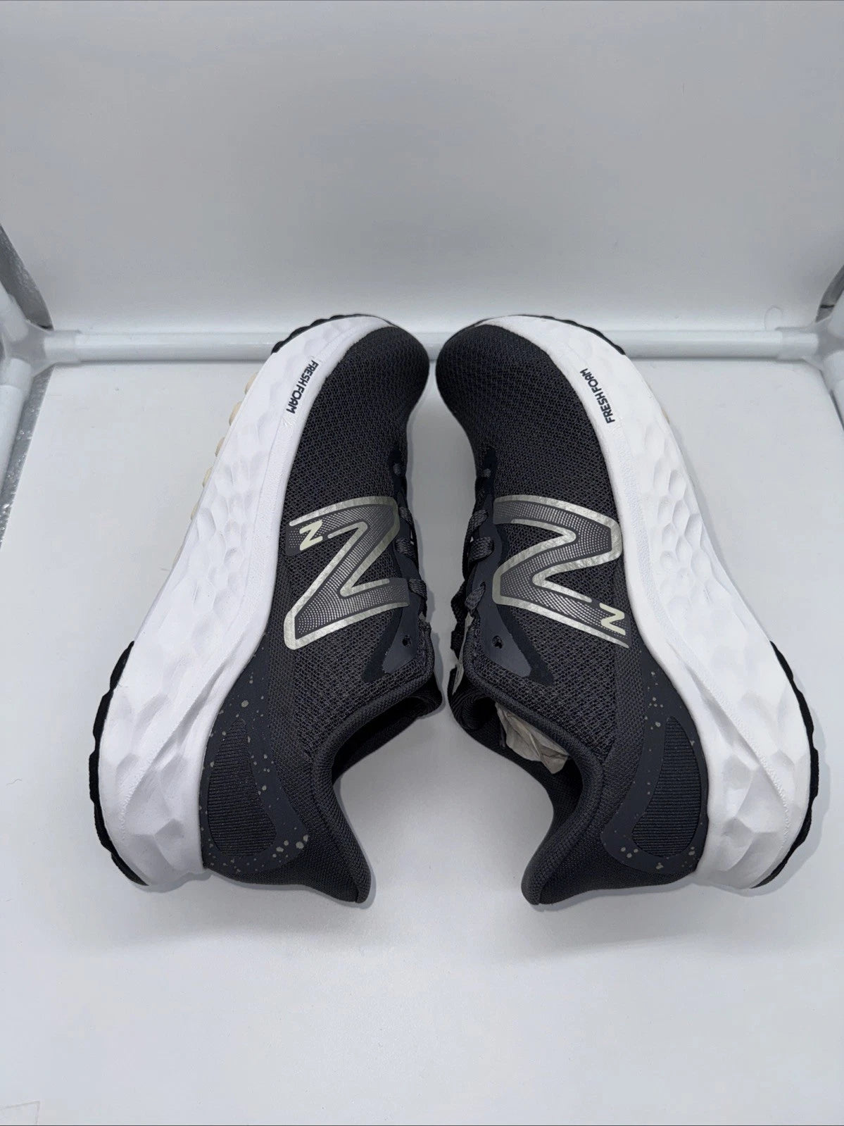 Size 5 Women’s- New Balance Fresh Foam Arishi V 4