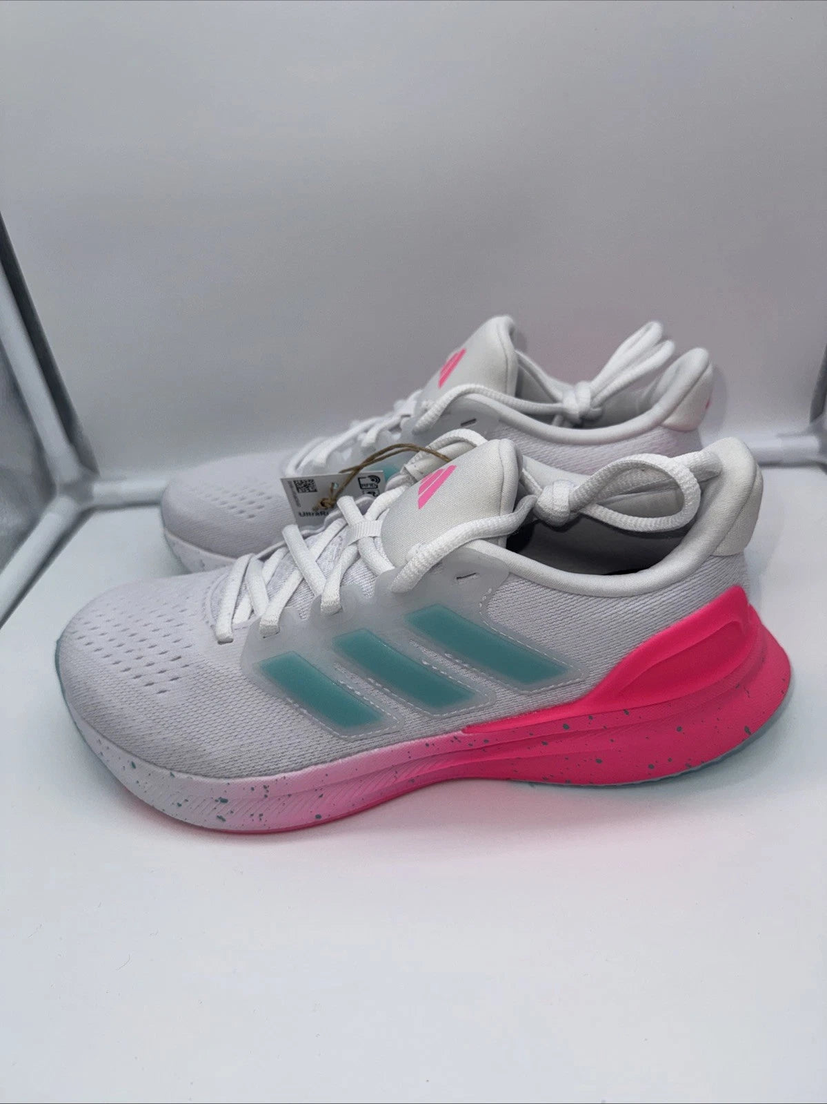 Size 4Y- Adidas UltraRun 5 J