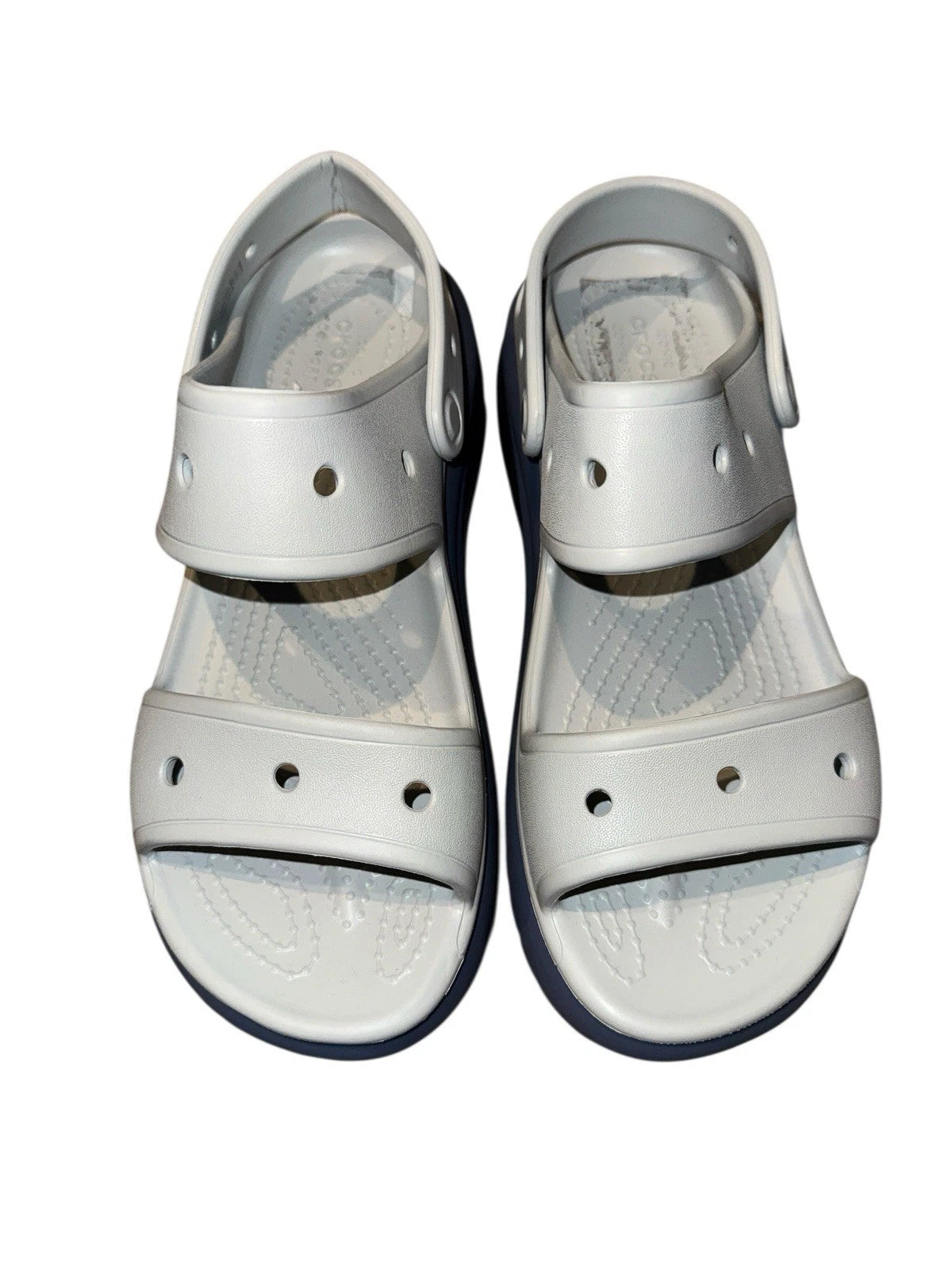 Women’s Size 9- Crocs