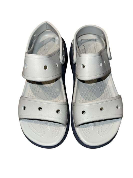 Women’s Size 9- Crocs