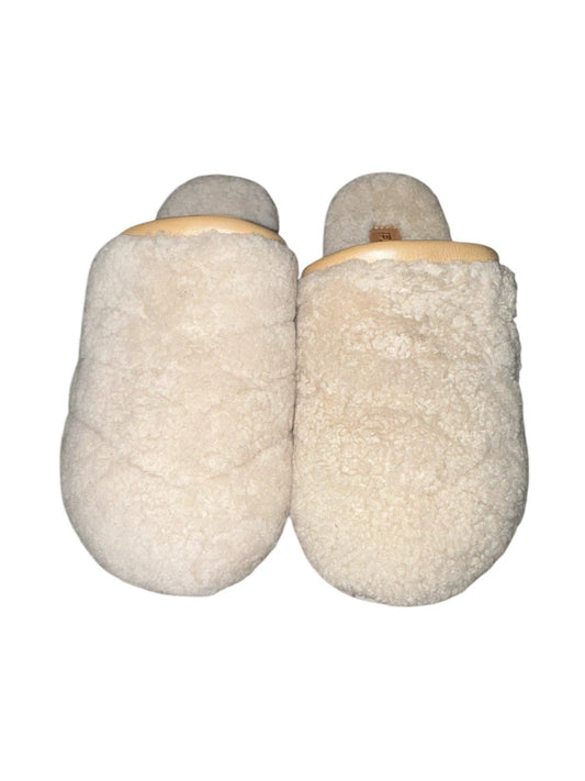 Women’s Size 6- Olukai Slippers