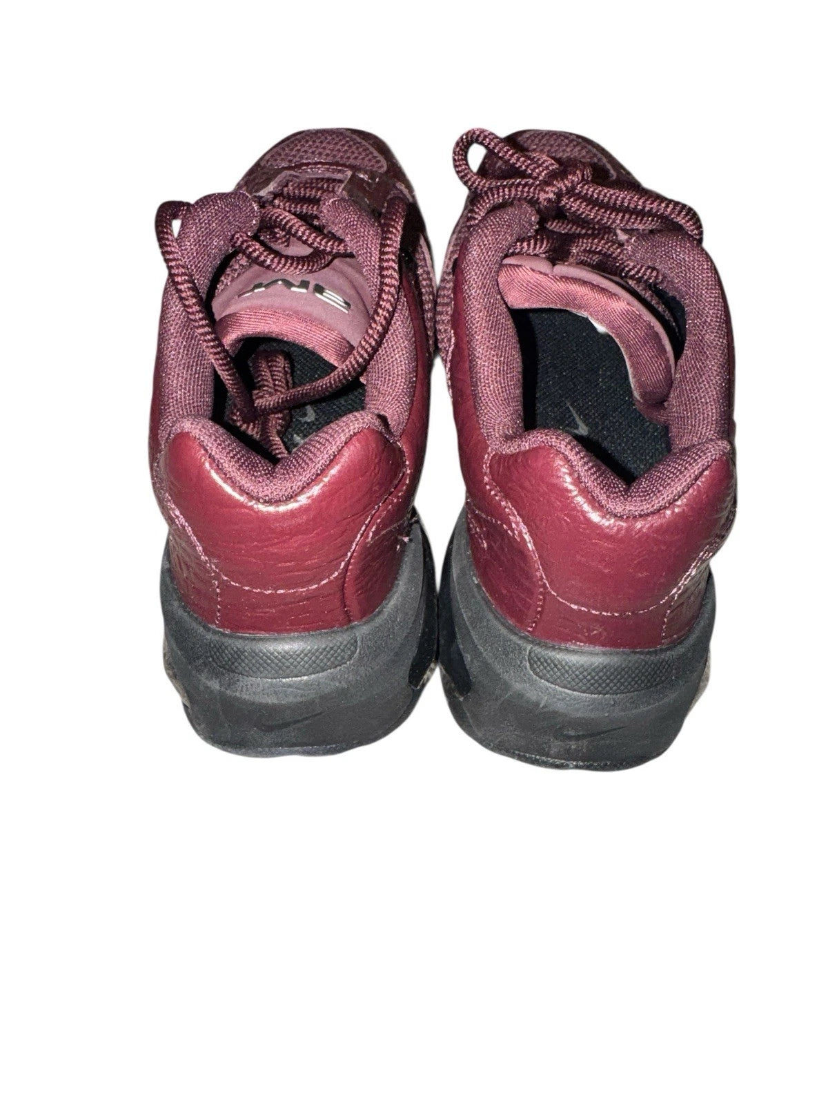 Women’s 5.5- Nike Air Max Muse SE